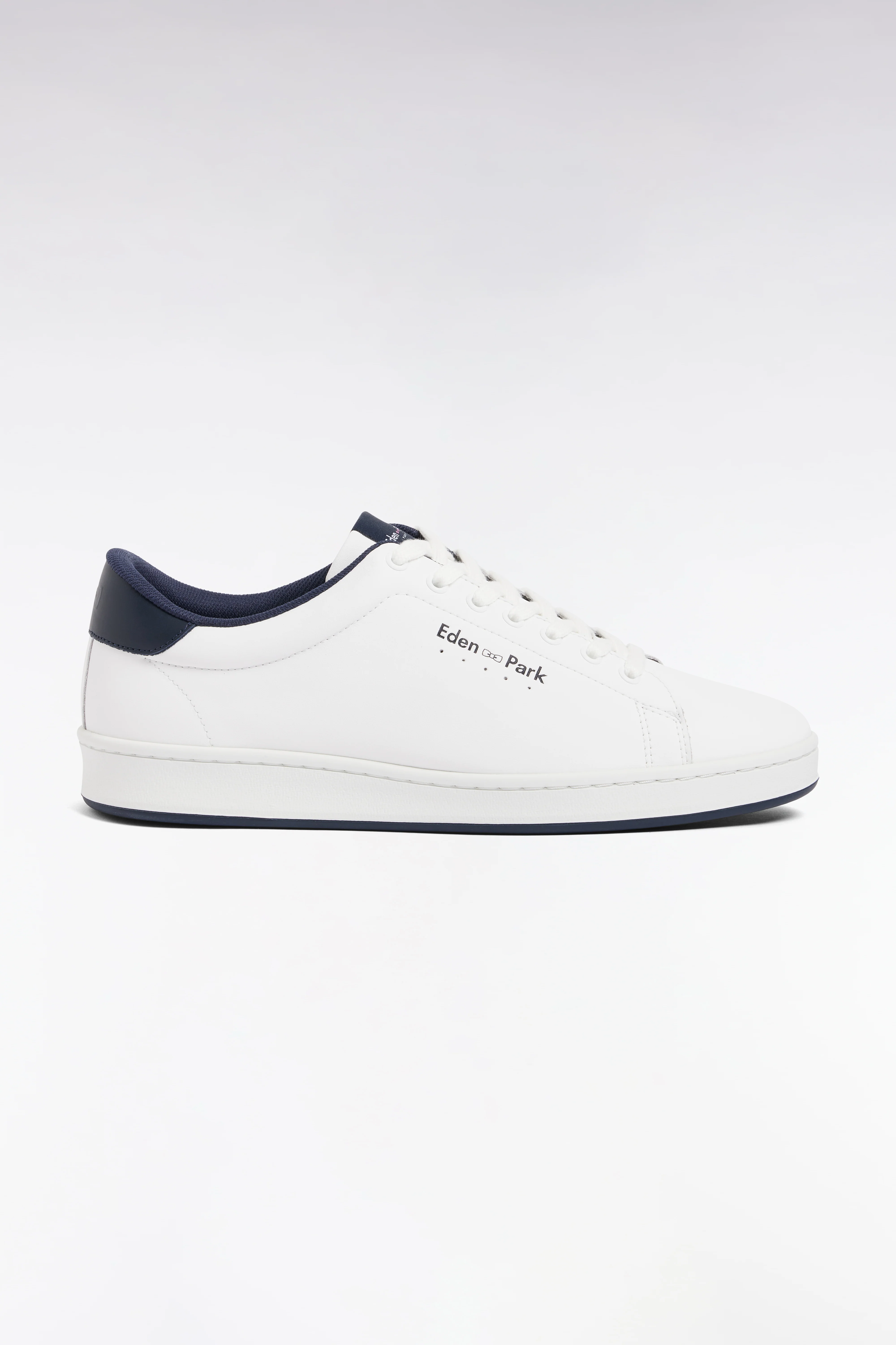 Baskets en cuir blanc