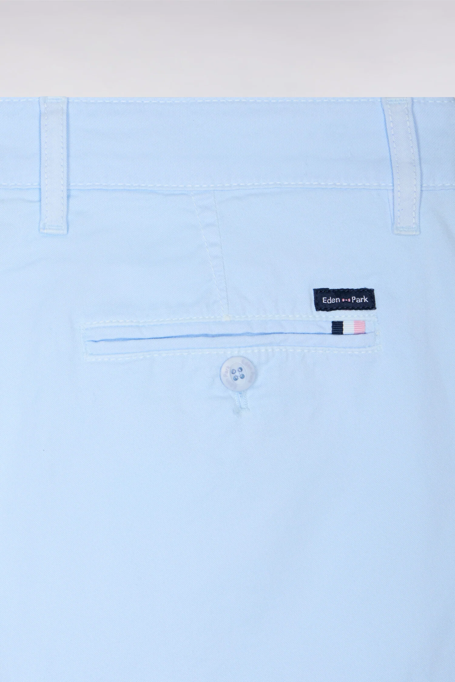 Bermuda chino en gabardine stretch bleu ciel - Image 6