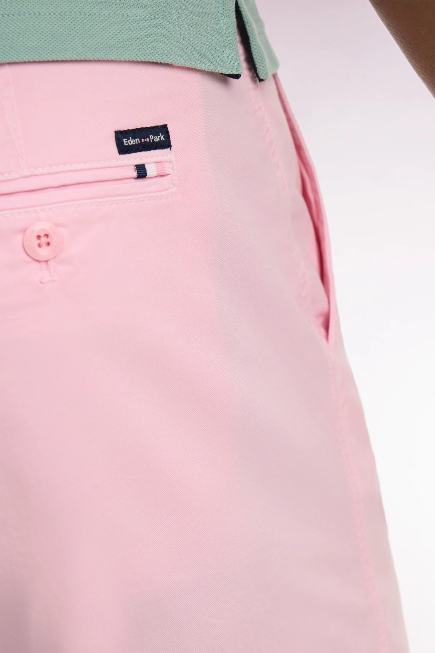 Bermuda chino en gabardine stretch rose - Image 4