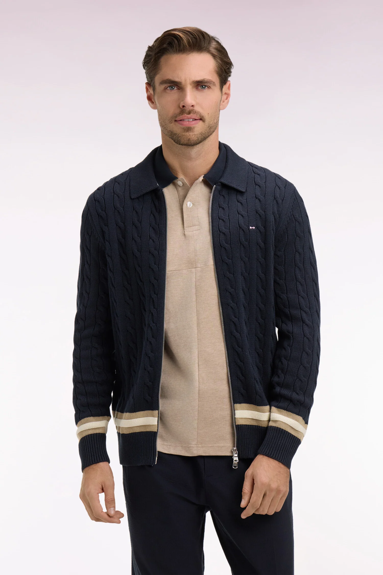 Cardigan zippé à torsade en coton marine - Image 3