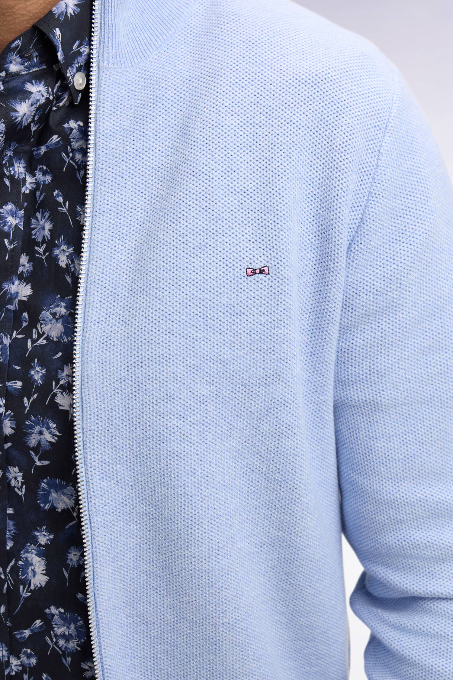 Cardigan zippé en coton ciel - Image 4
