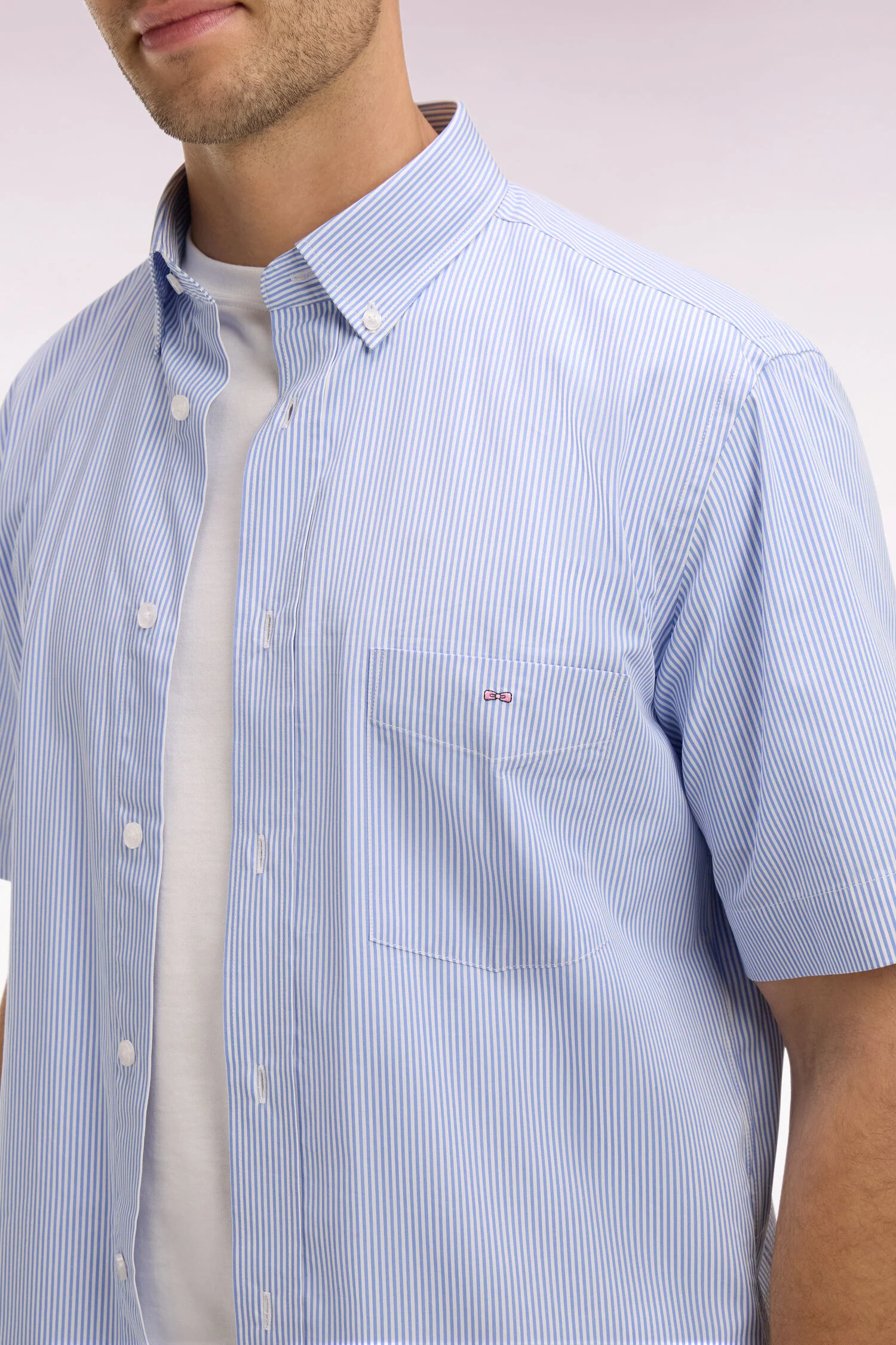 Chemise à manches courtes en coton à rayures bâtons bleu ciel - Image 4