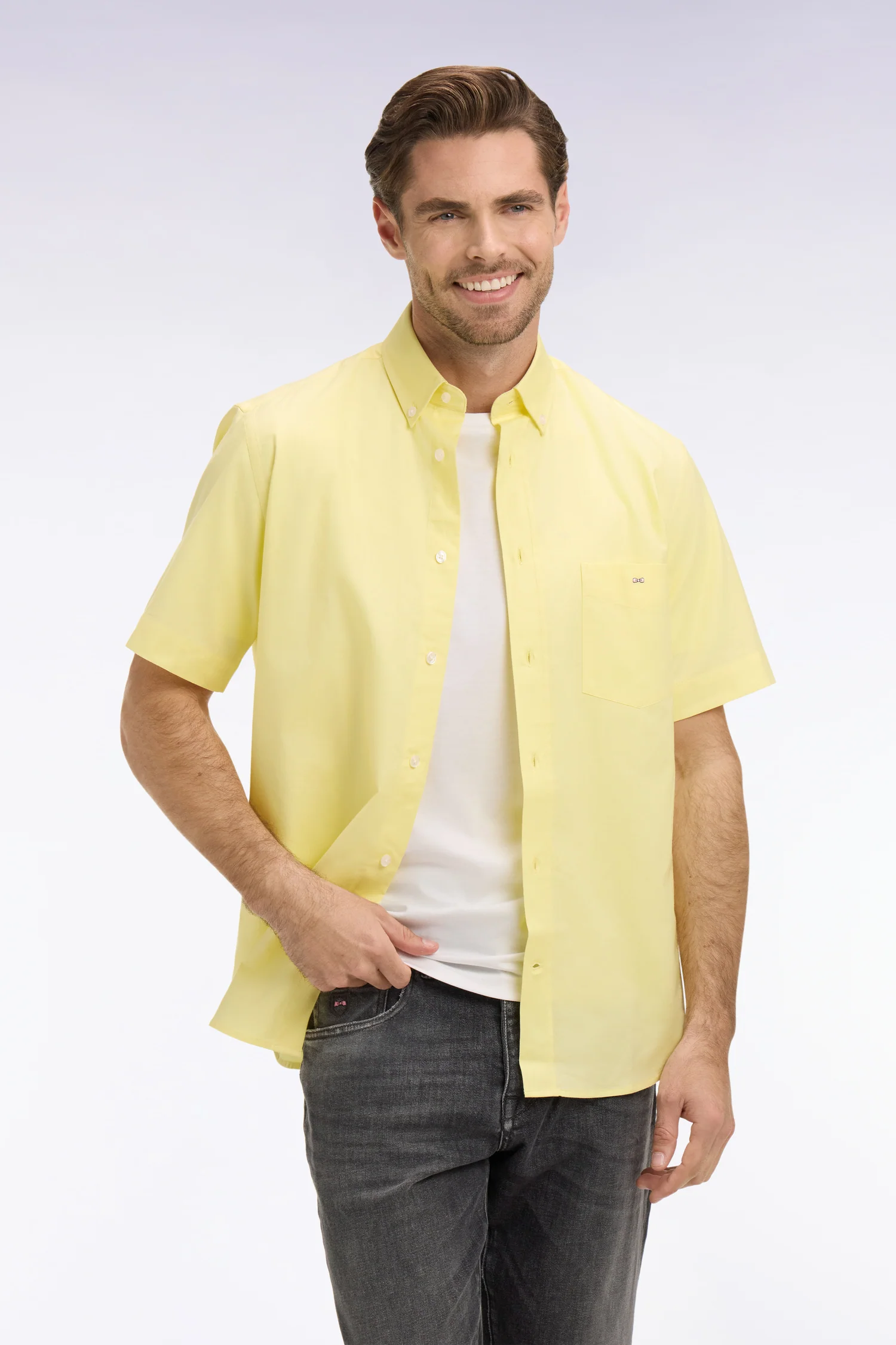 Chemise à manches courtes en coton fil teint jeune