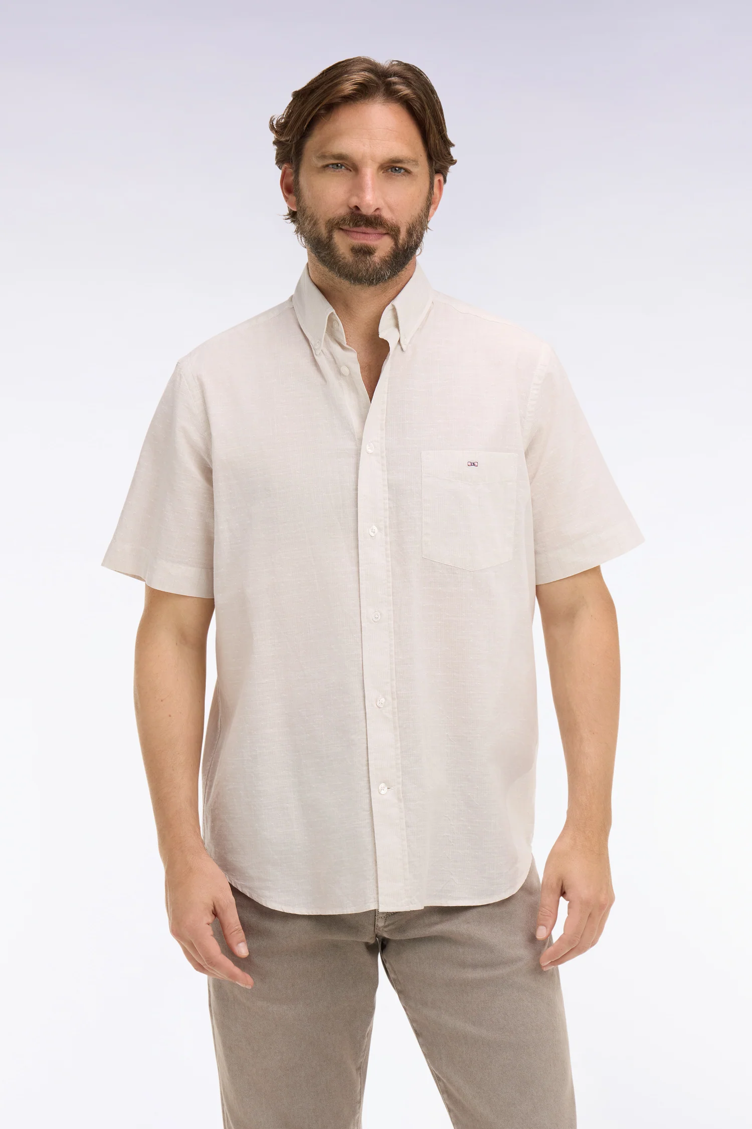 Chemise à manches courtes en coton jacquard rayé grège - Image 3