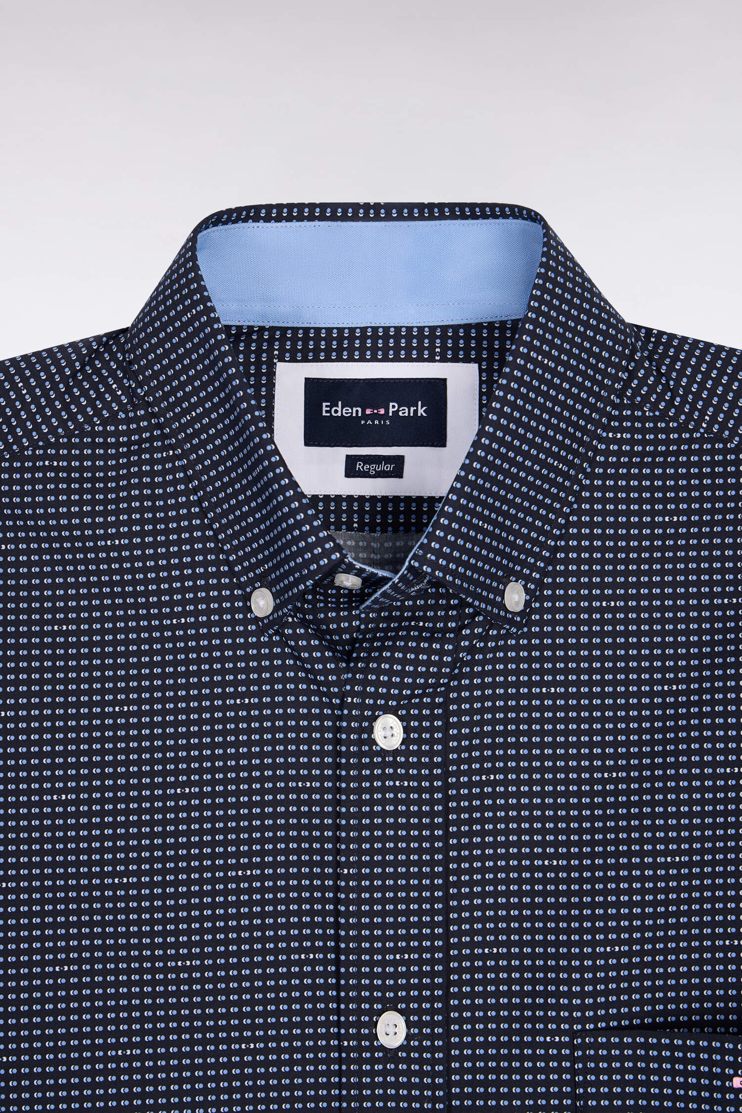 Chemise à manches courtes en coton marine à micromotifs bleu ciel - Image 6