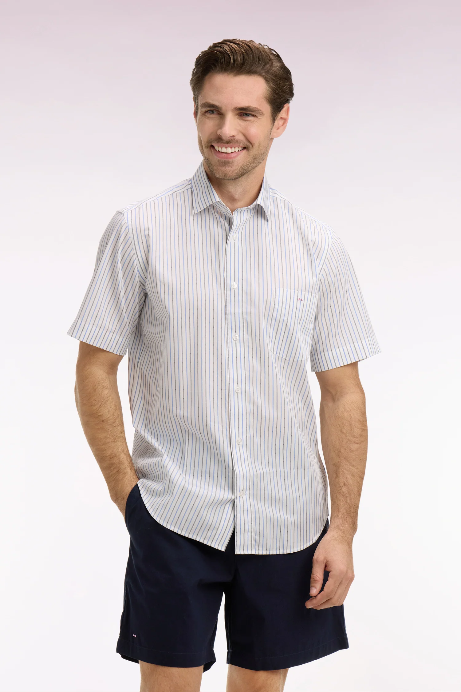 Chemise à manches courtes en dobby de coton rayé bleu ciel - Image 3
