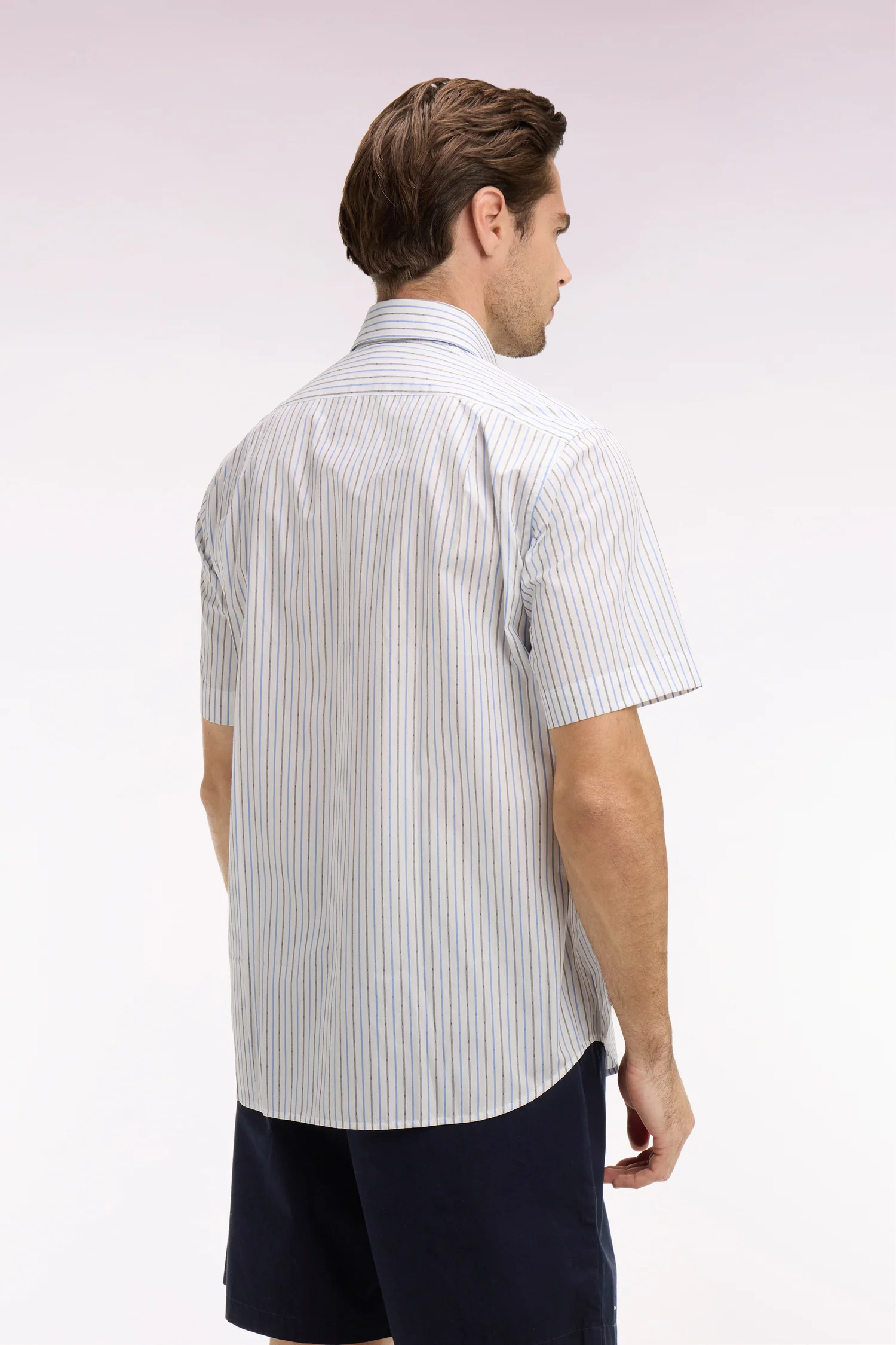 Chemise à manches courtes en dobby de coton rayé bleu ciel - Image 5