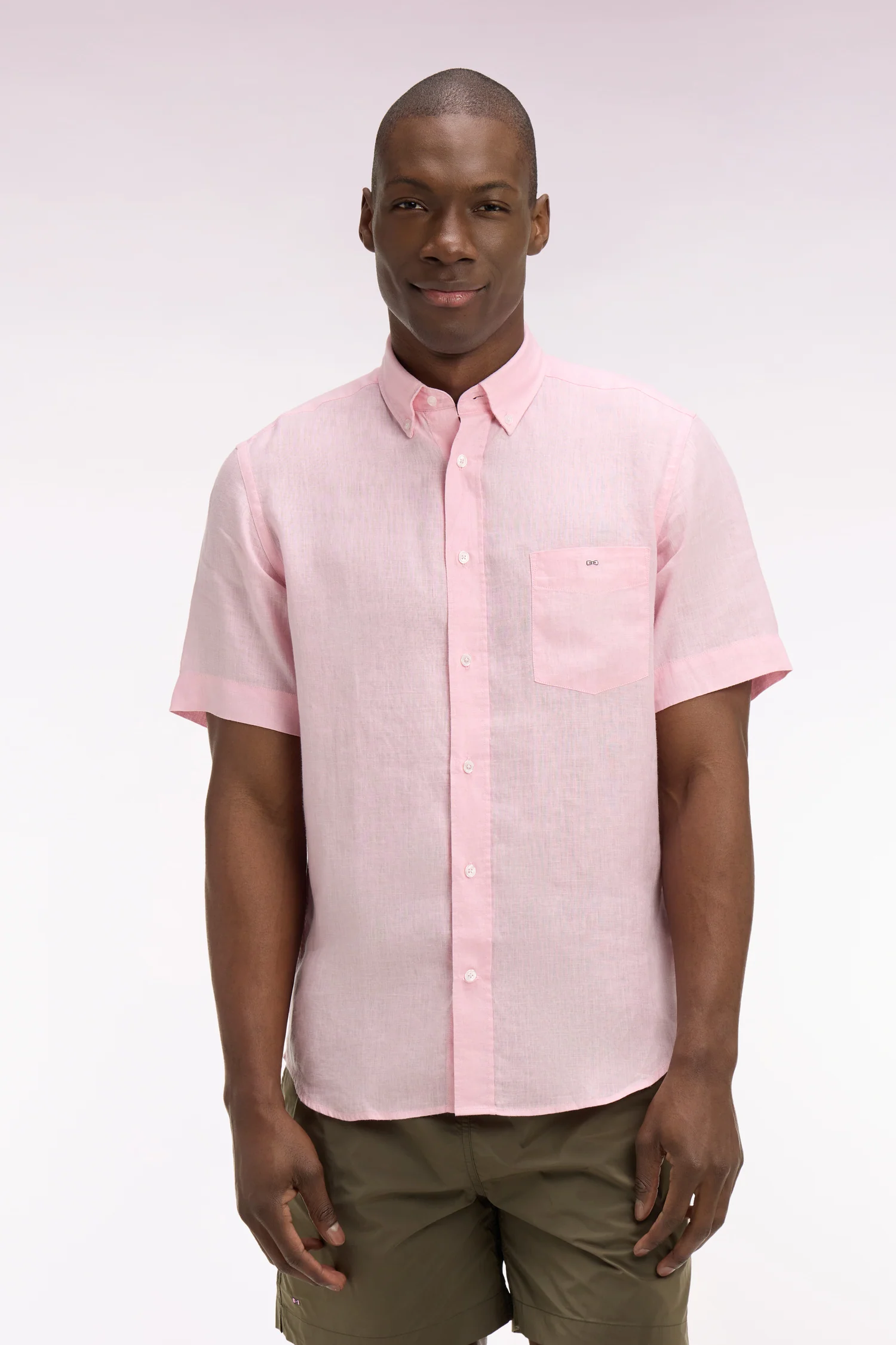 Chemise à manches courtes en lin rose clair - Image 3