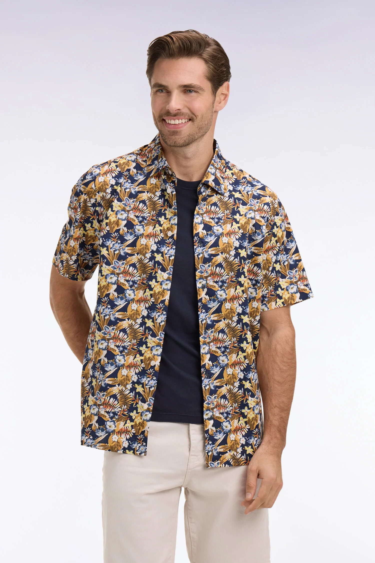 Chemise à manches courtes en popeline de coton à motif floral jaune - Image 4