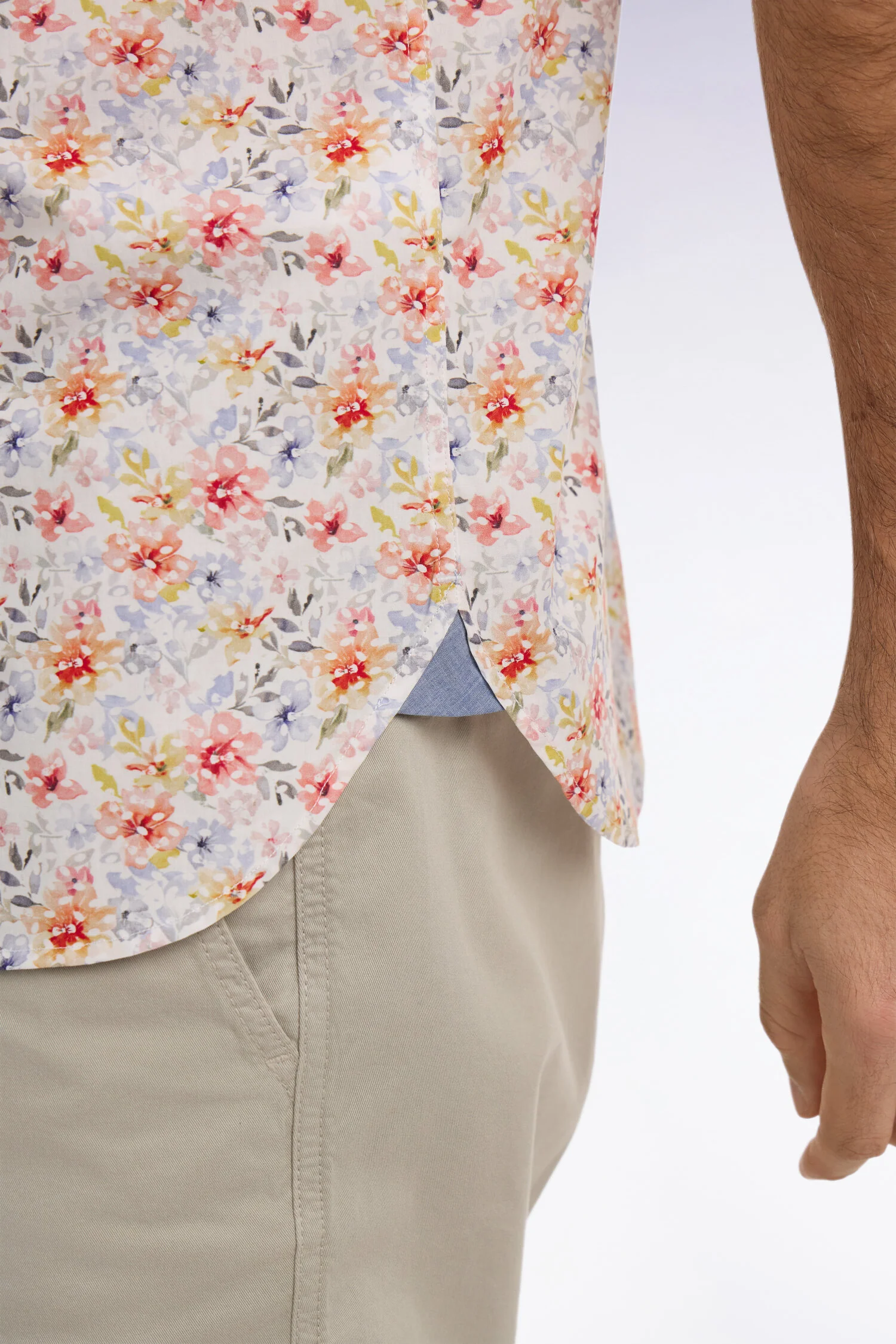 Chemise à manches courtes en popeline et chambray à motif floral orange - Image 4