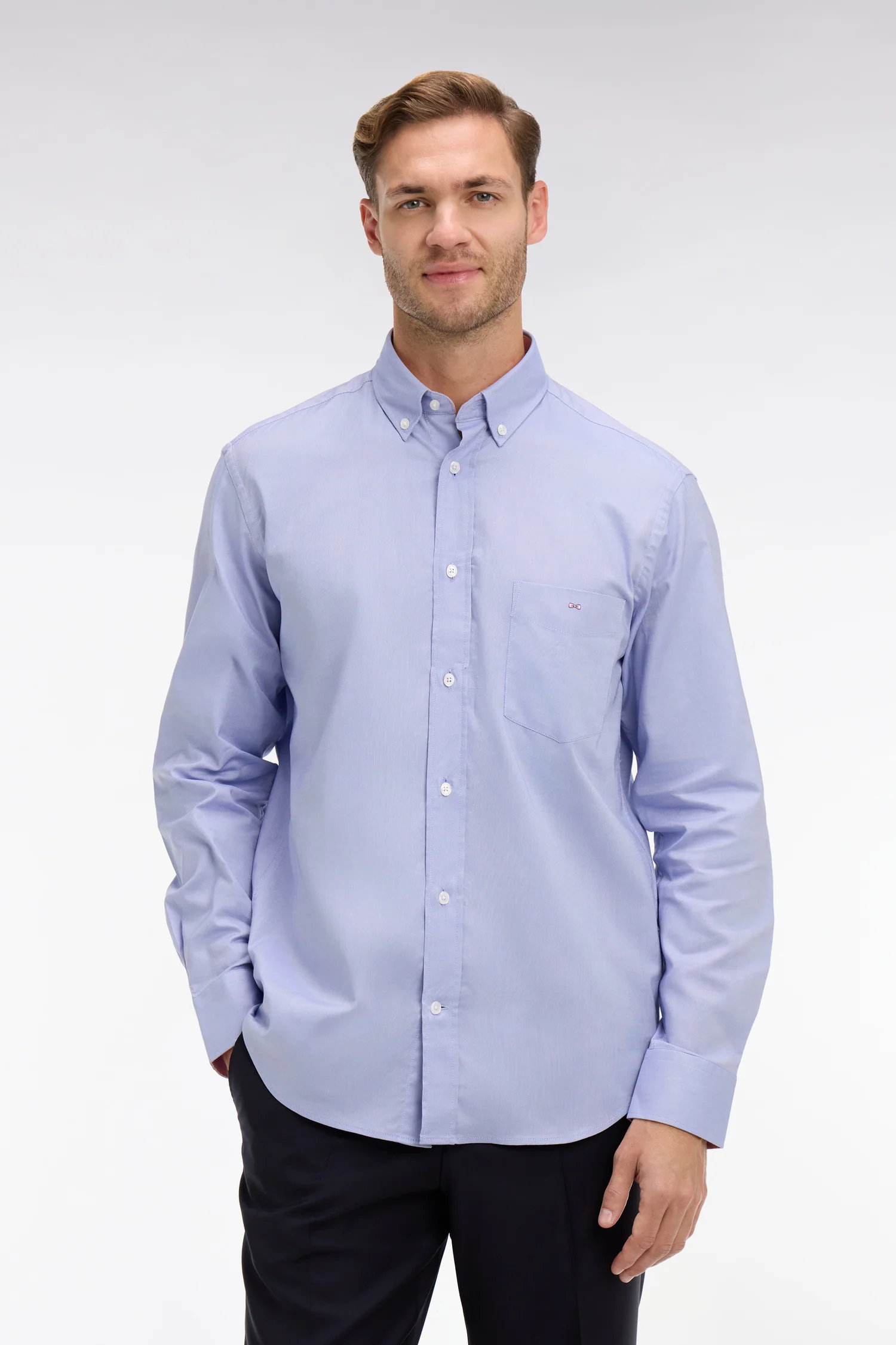 Chemise bleue unie en coton - Image 3