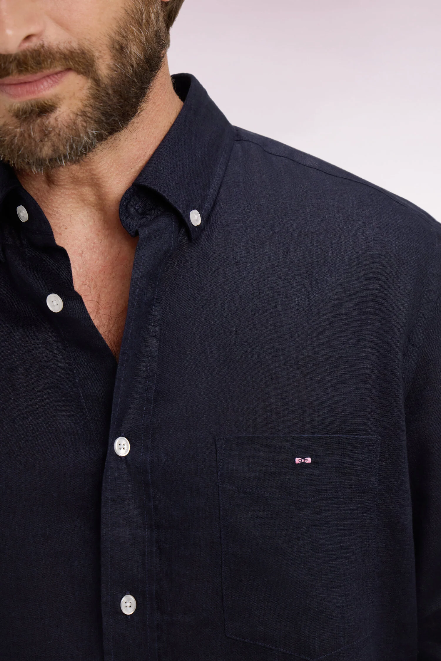 Chemise droite en lin marine - Image 4