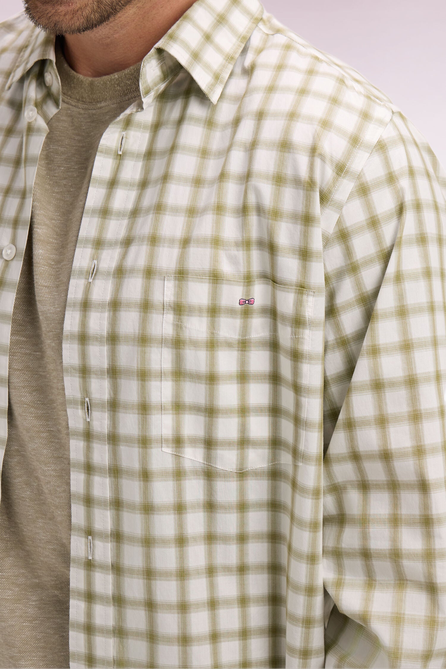 Chemise en coton à carreaux kaki - Image 4