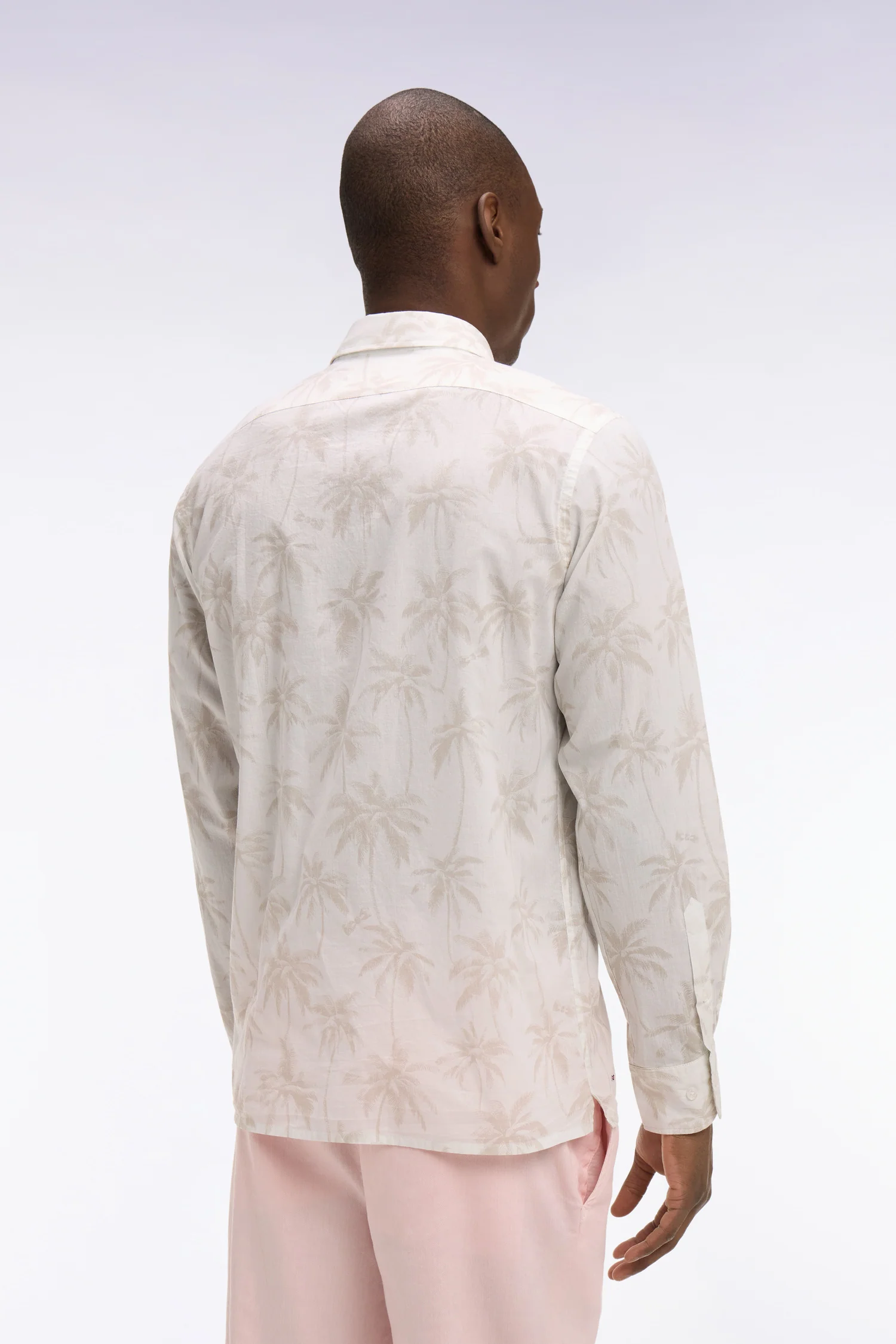 Chemise en coton blanche imprimé palmier beige coupe regular - Image 5