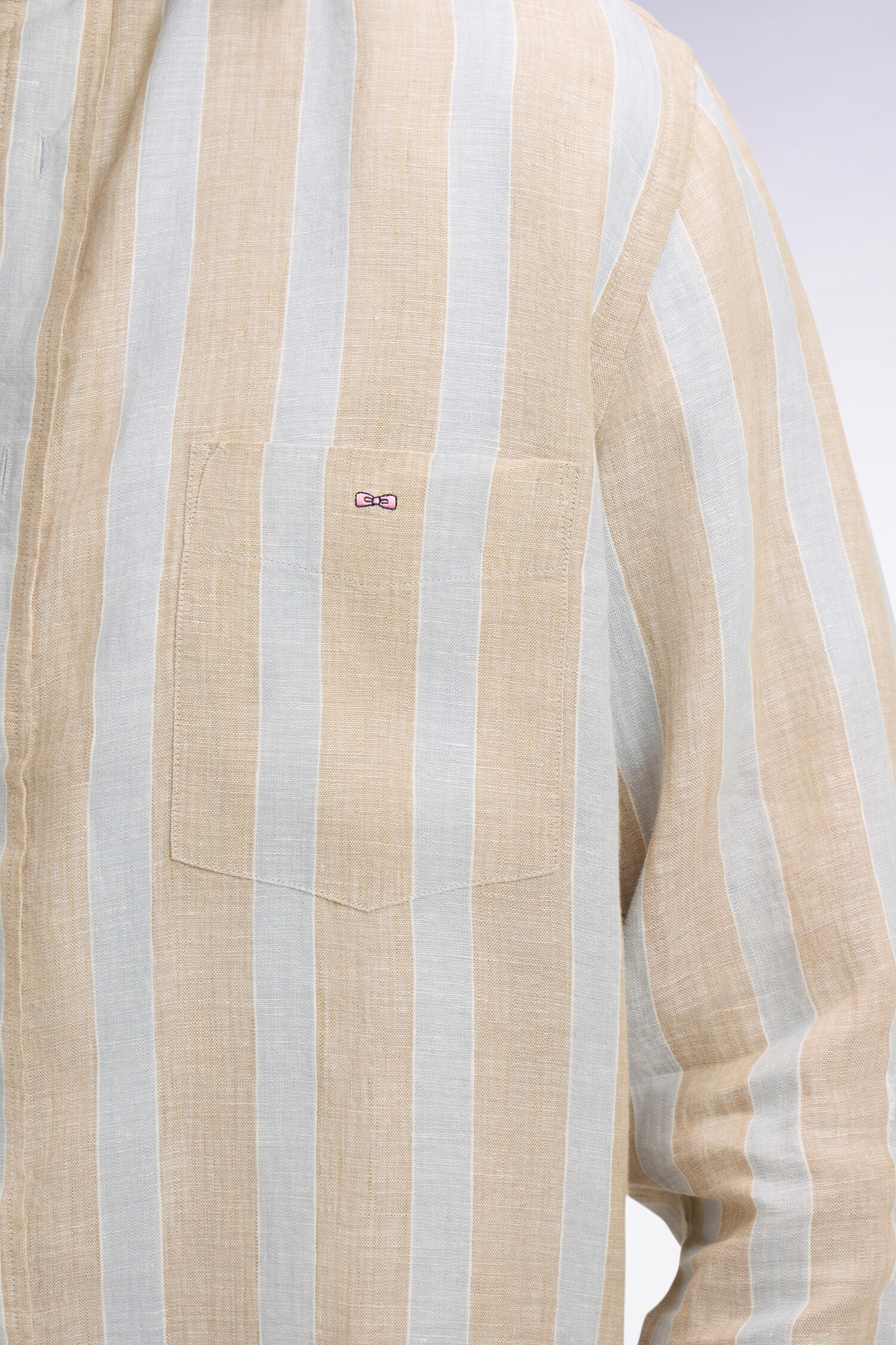 Chemise en lin gris clair à rayures bâtons - Image 4