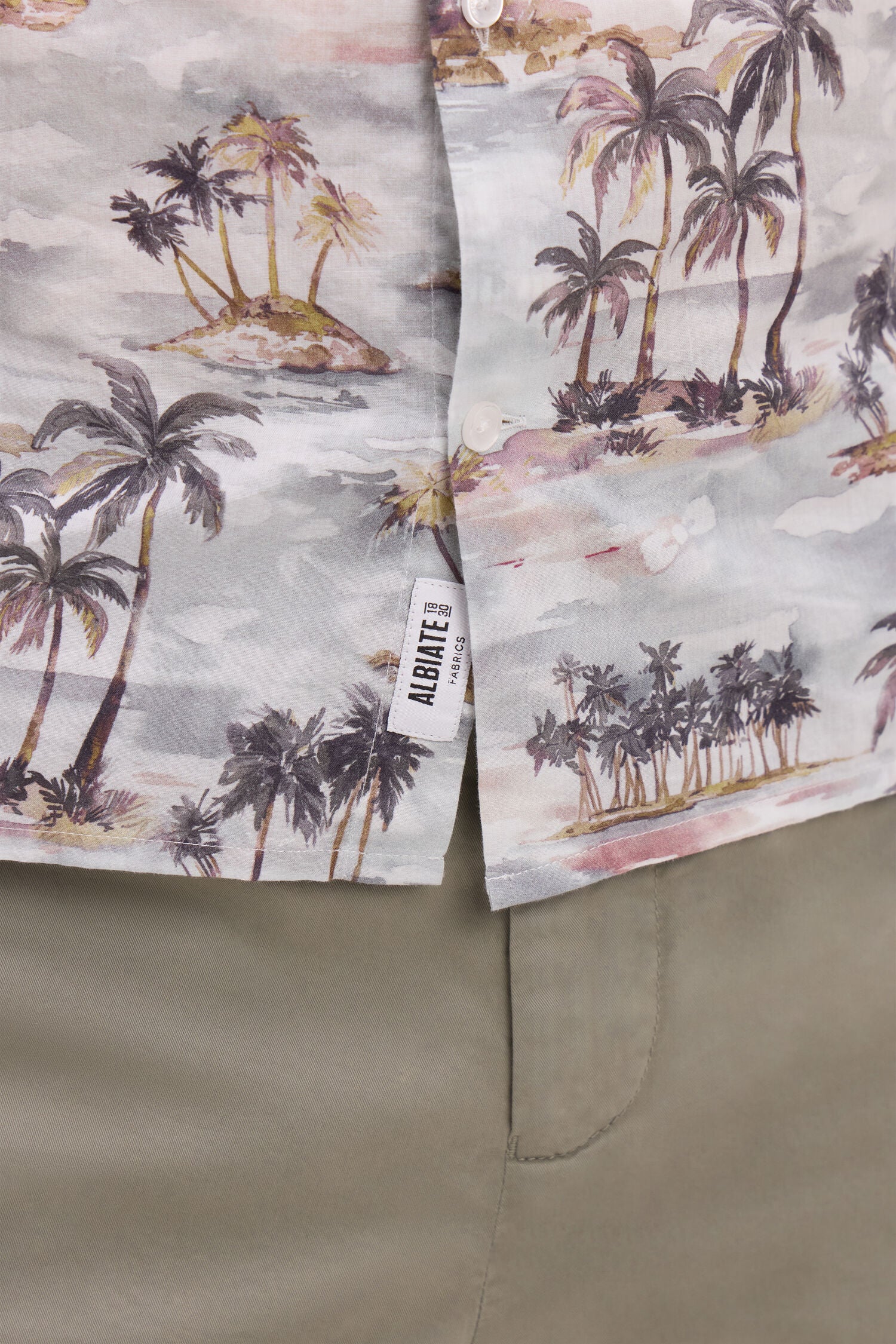 Chemise hawaïenne à manches courtes en coton imprimé coupe slim - Image 4