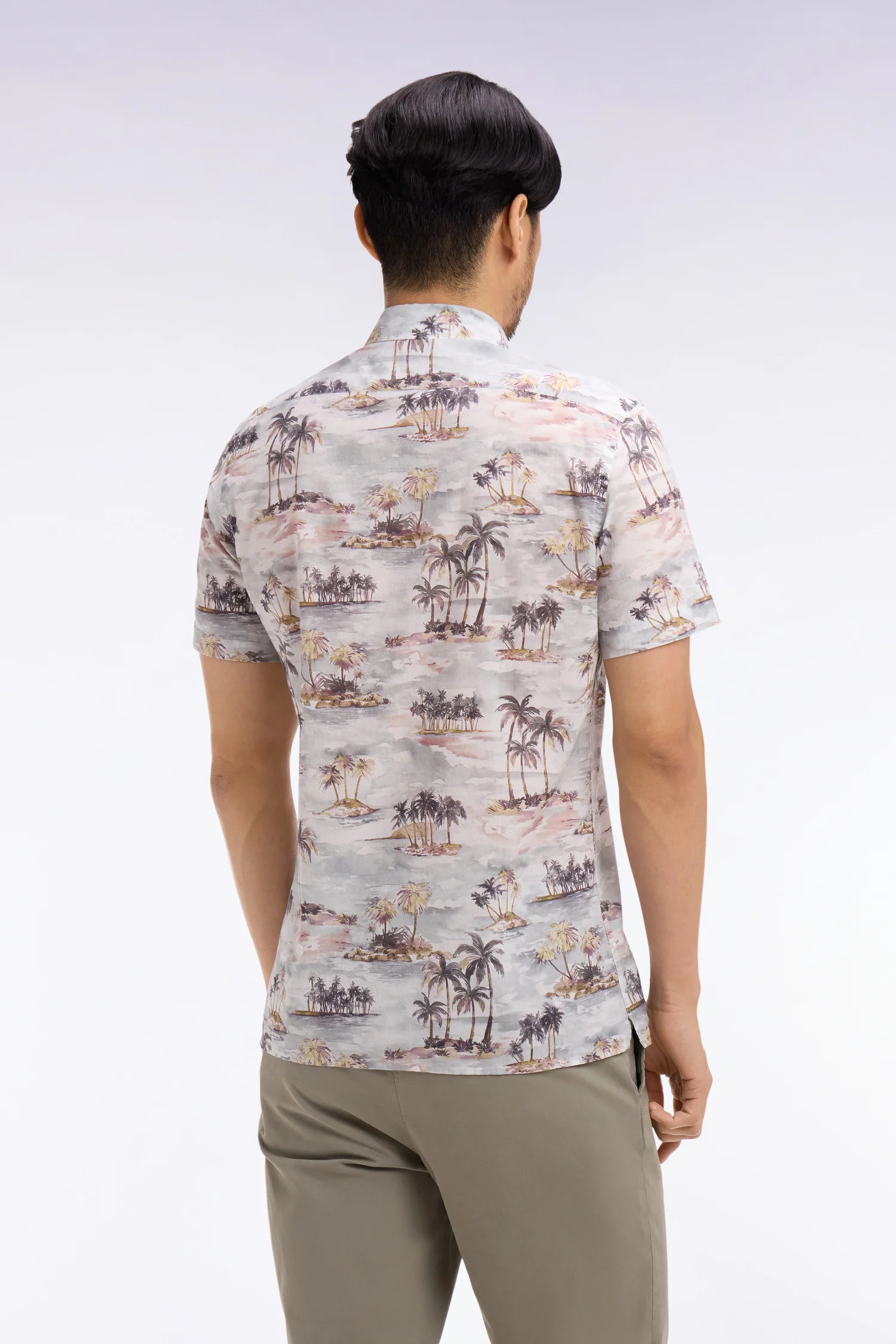 Chemise hawaïenne à manches courtes en coton imprimé coupe slim - Image 5