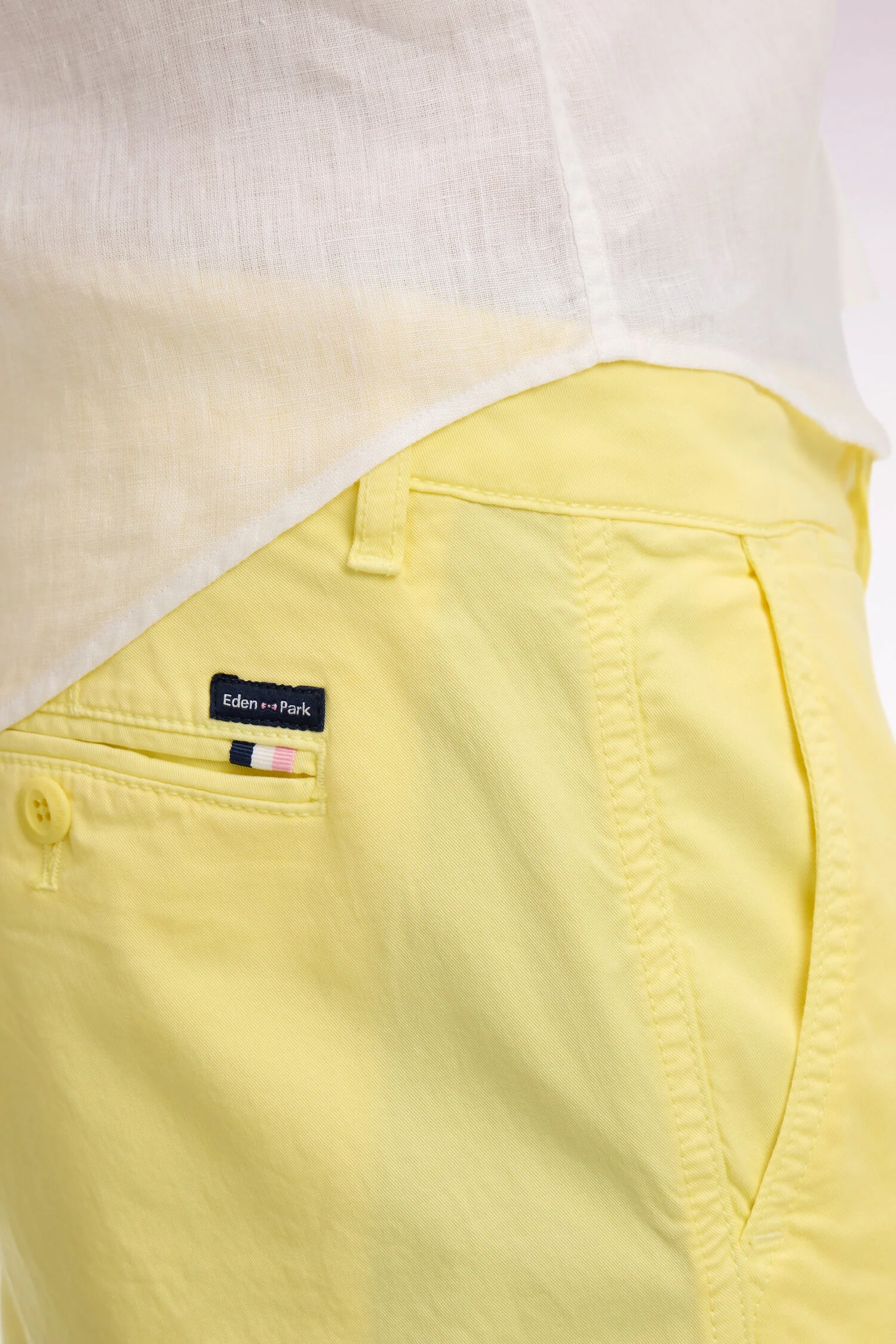 Pantalon chino regular en coton stretch jaune clair - Image 4