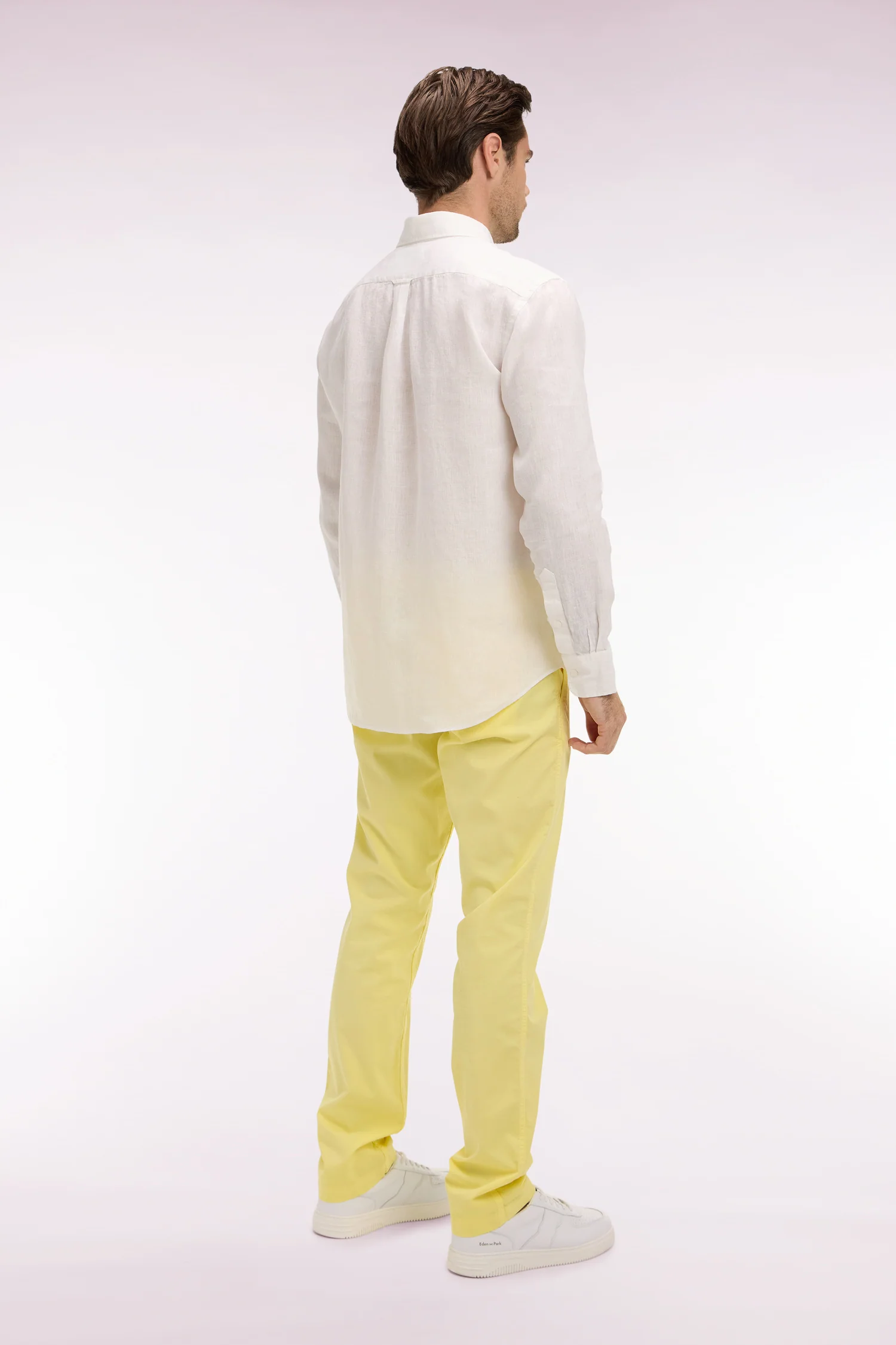Pantalon chino regular en coton stretch jaune clair - Image 5