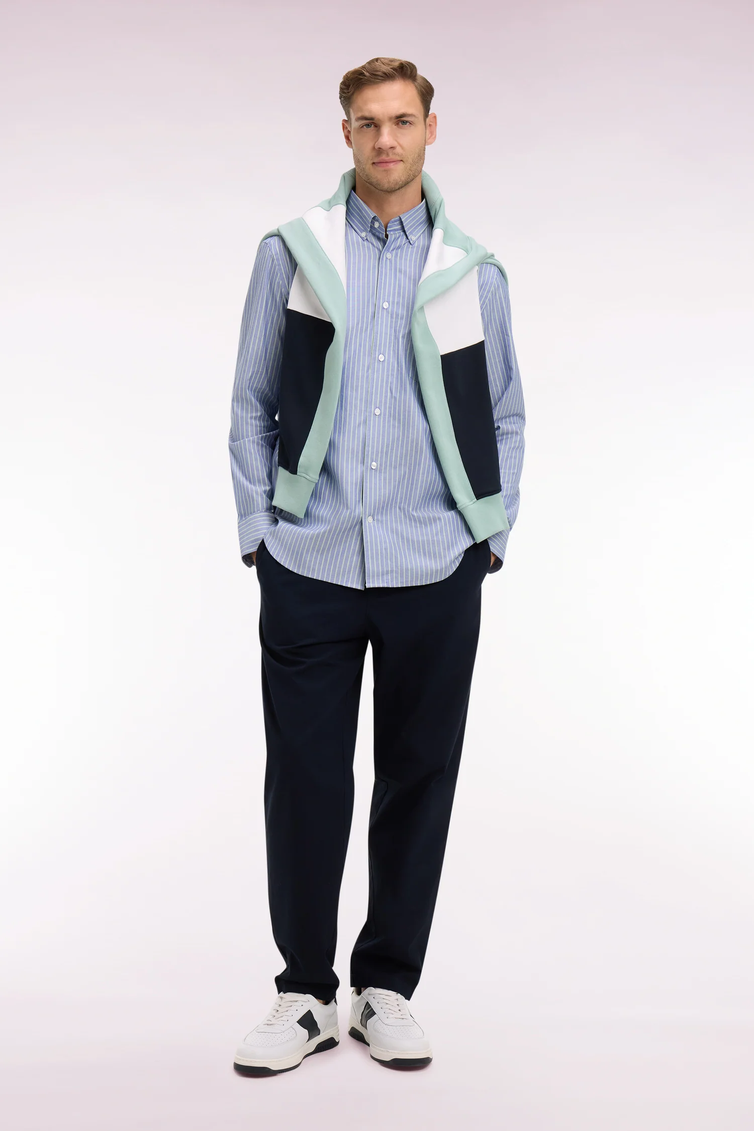 Pantalon en toile de coton marine - Image 3