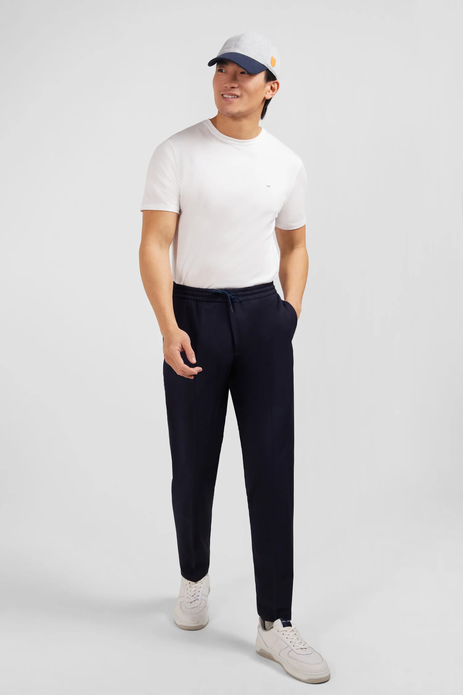 Pantalon taille élastiquée bleu marine - Image 4