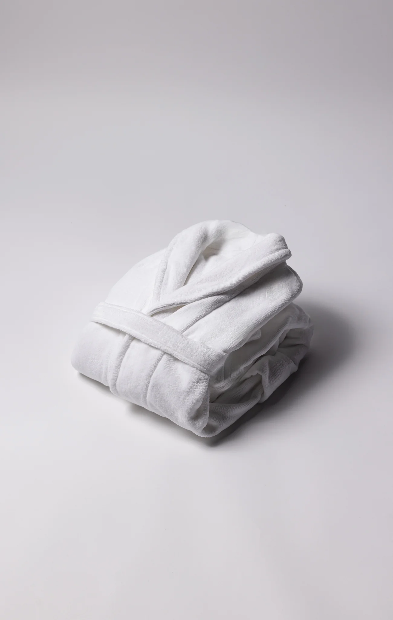 Peignoir en coton éponge blanc brodé