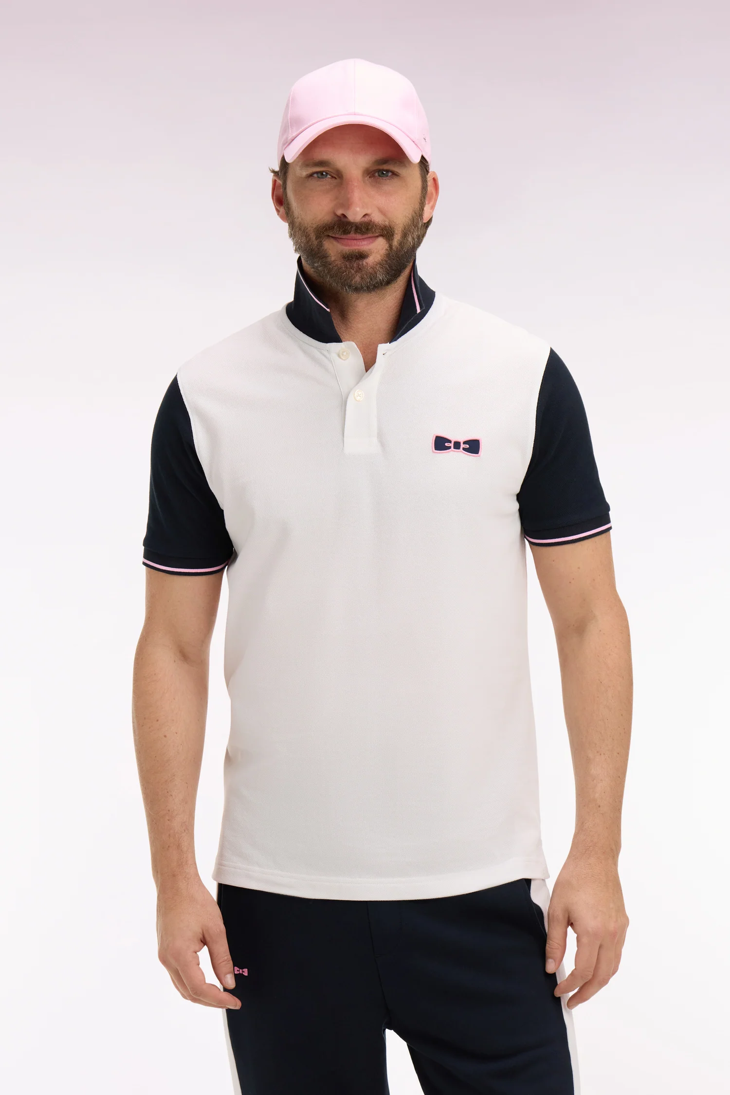 Polo à manches courtes en coton blanc à broderie patchée coupe regular - Image 3