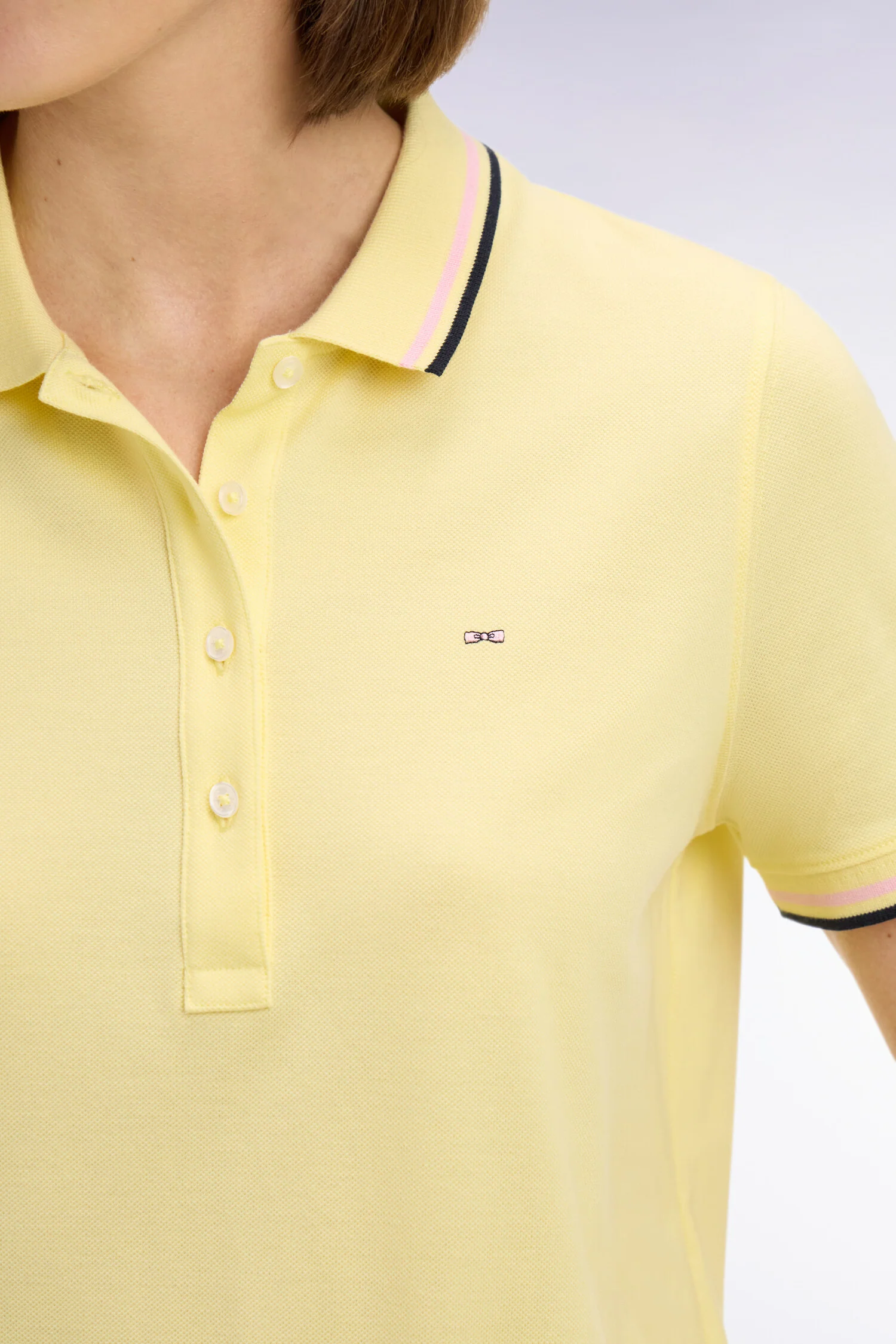 Polo à manches courtes en coton jaune clair coupe regular - Image 4