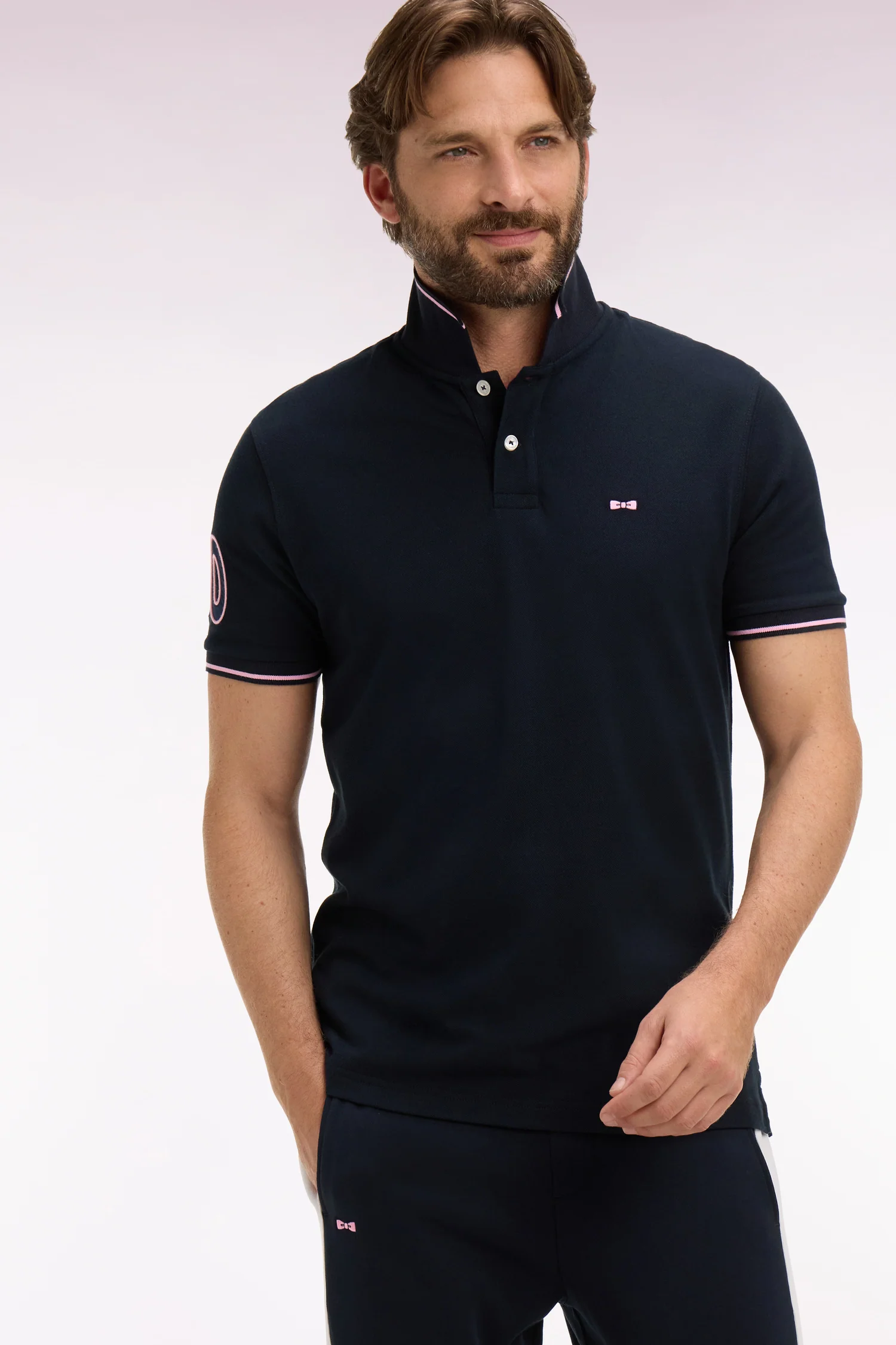 Polo à manches courtes en coton marine brodé coupe regular