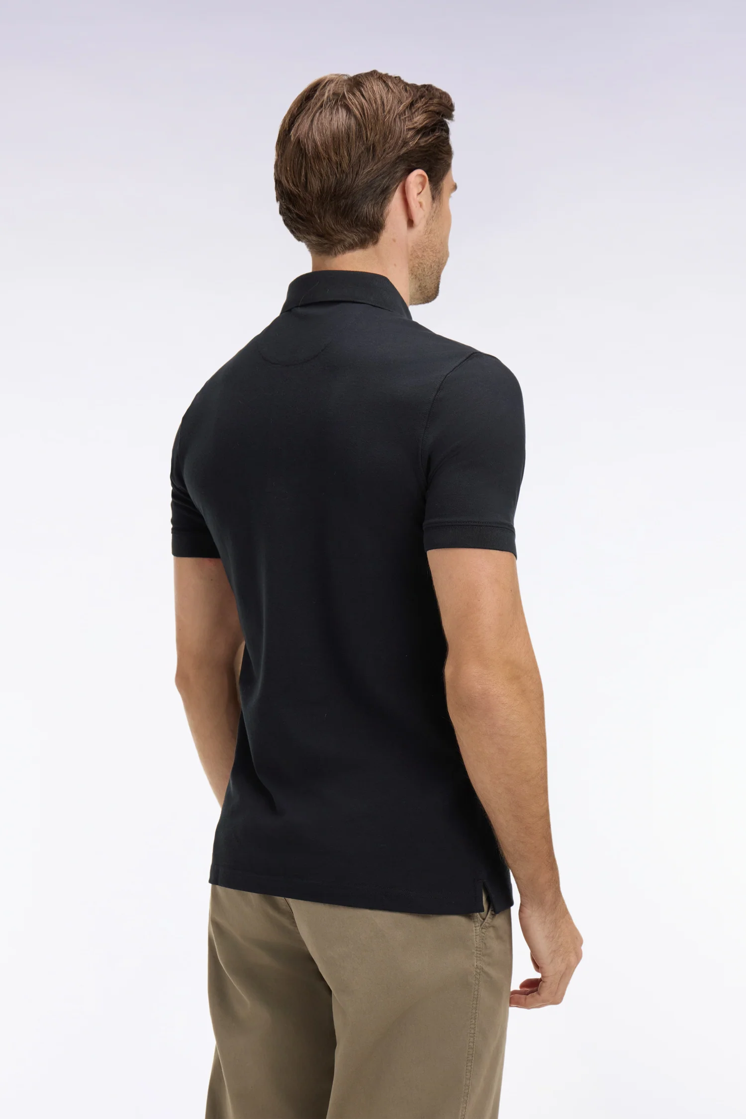 Polo à manches courtes en coton noir coupe slim - Image 5