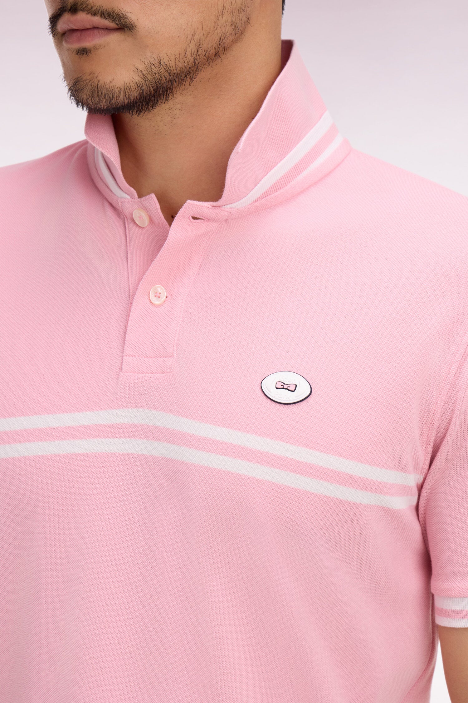 Polo à manches courtes en coton rose à rayures blanches coupe regular - Image 4