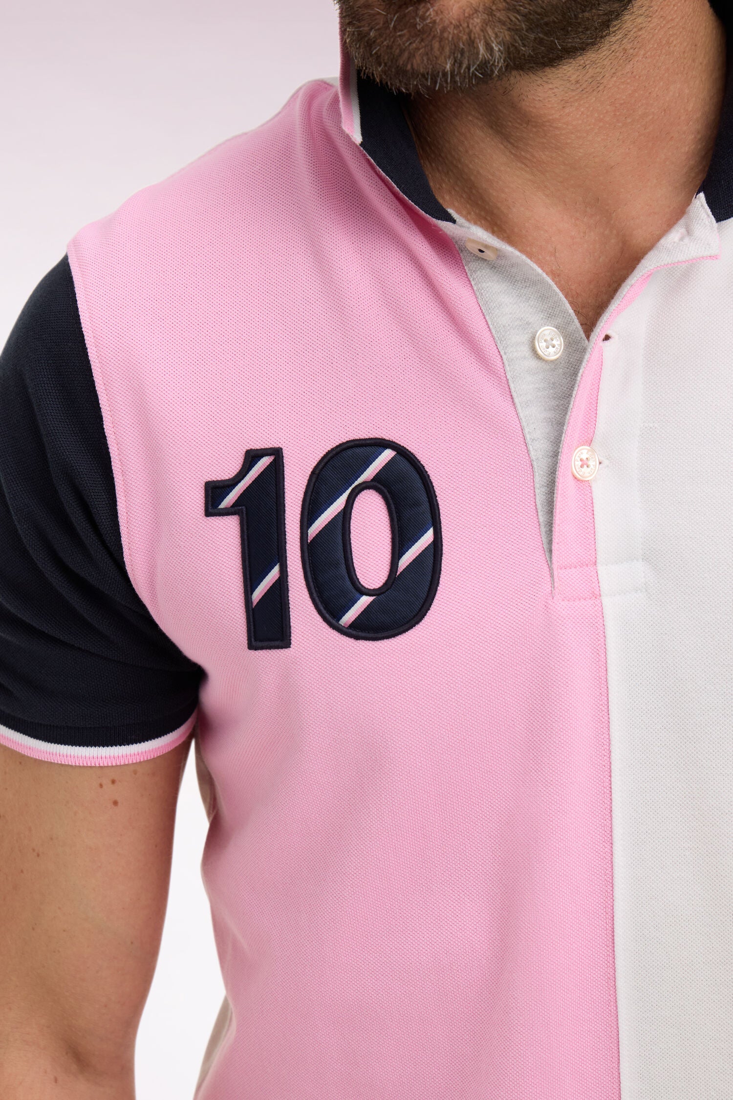Polo à manches courtes XV de France en coton rose à découpes cadran - Image 4