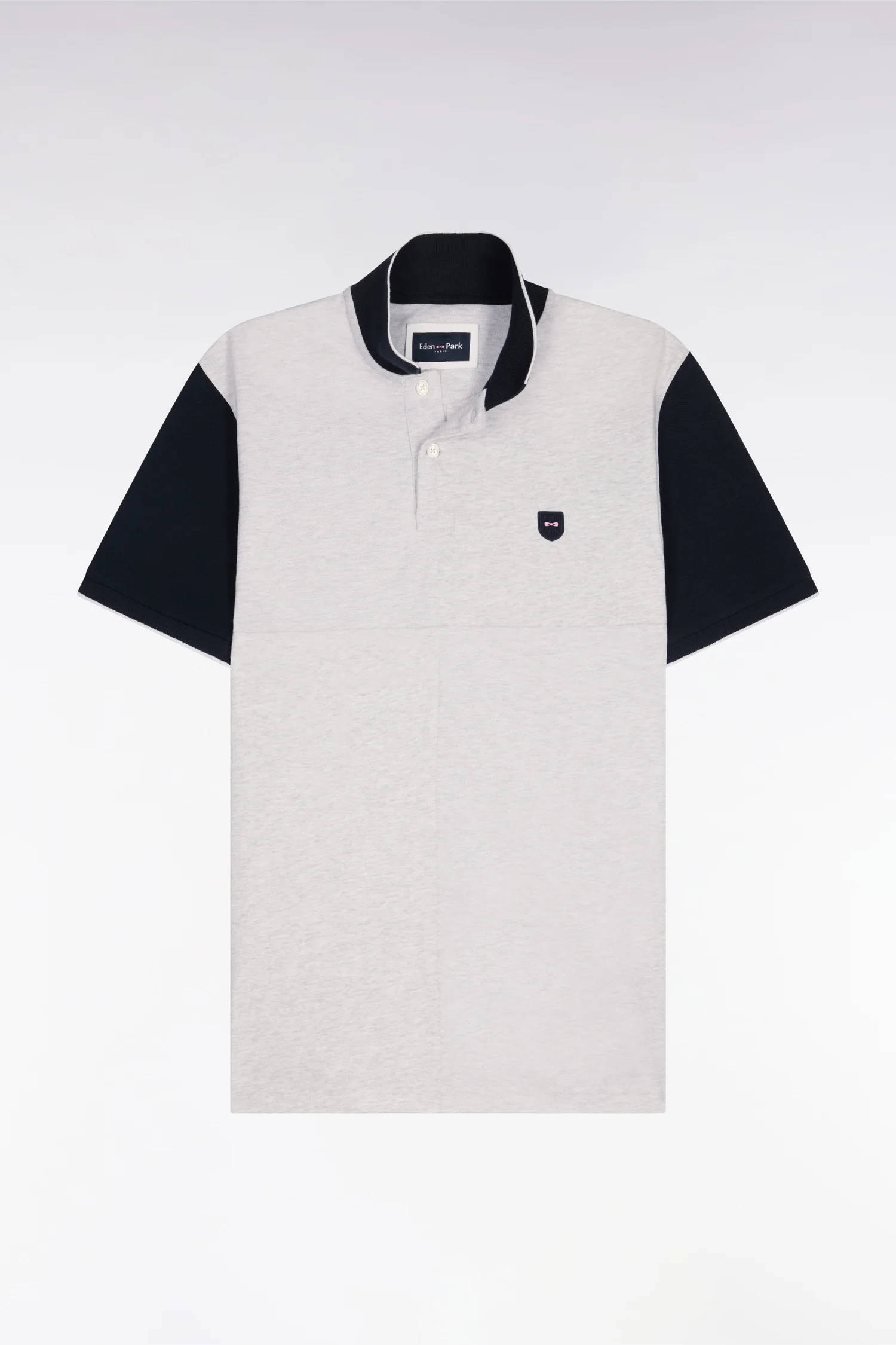 Polo manches courtes bicolore en coton gris clair à découpes coupe regular - Image 2