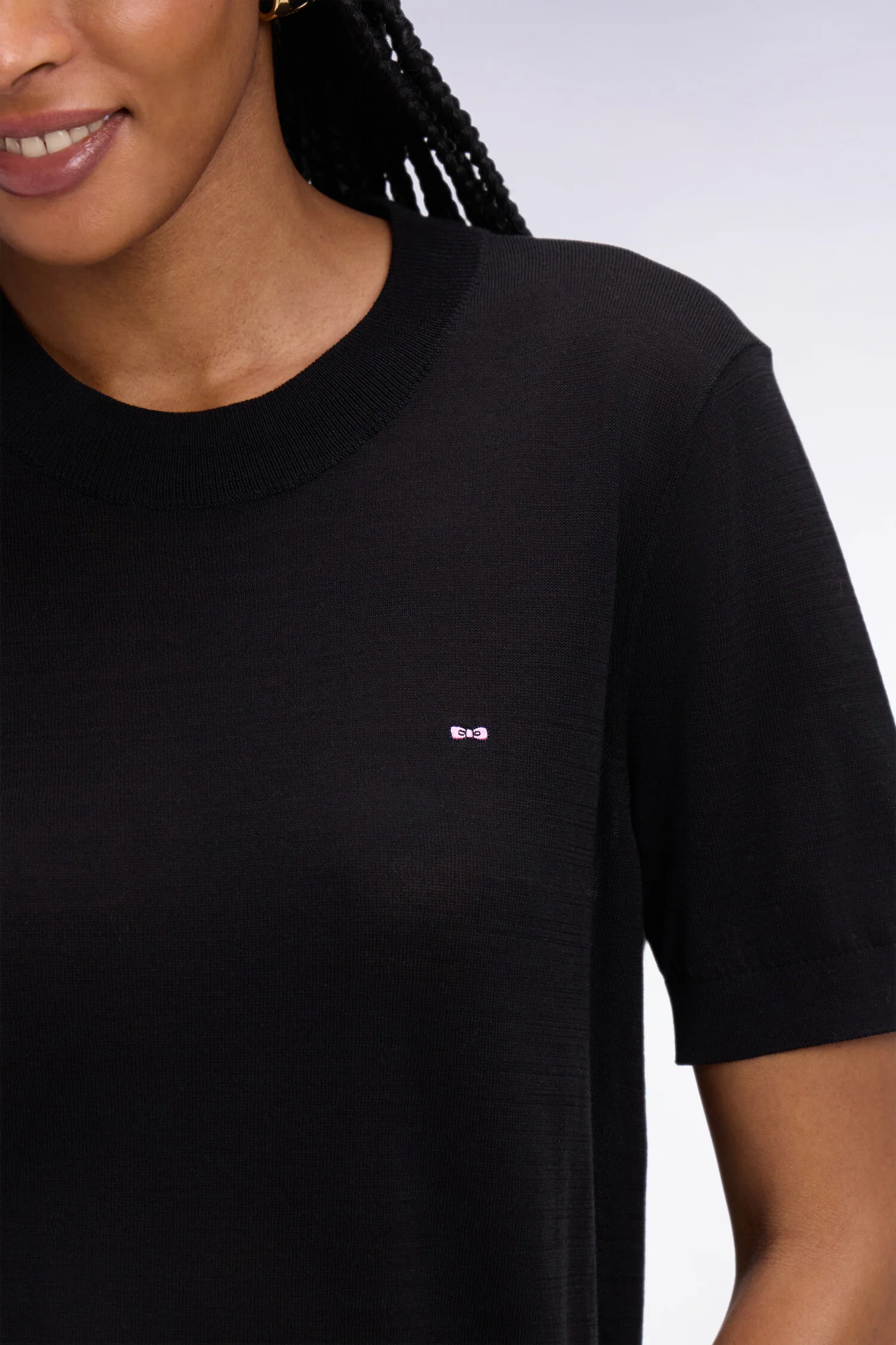 Pull à manches courtes noir coupe regular - Image 4