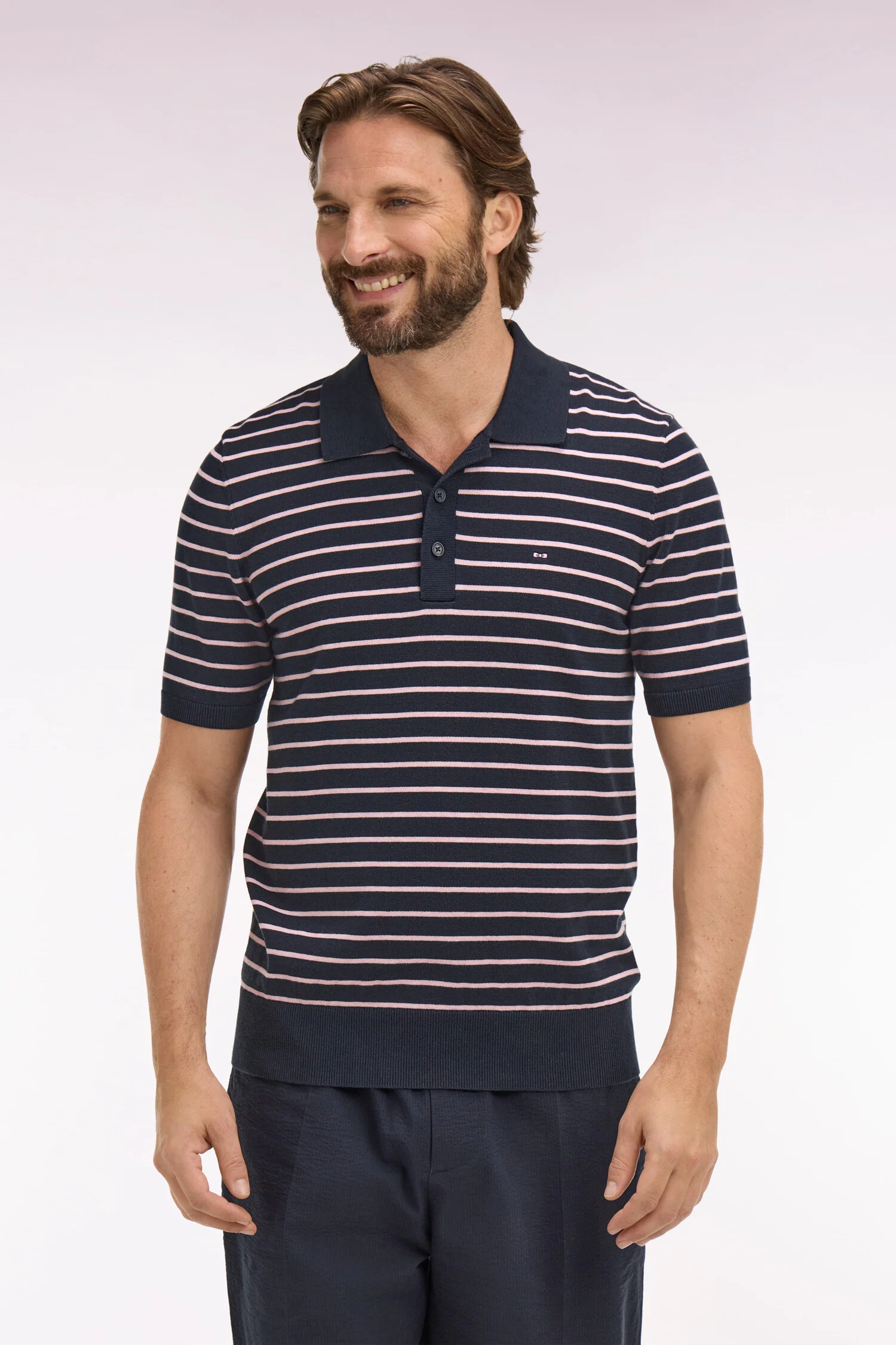 Pull manches courtes à col polo en coton marine rayé - Image 3
