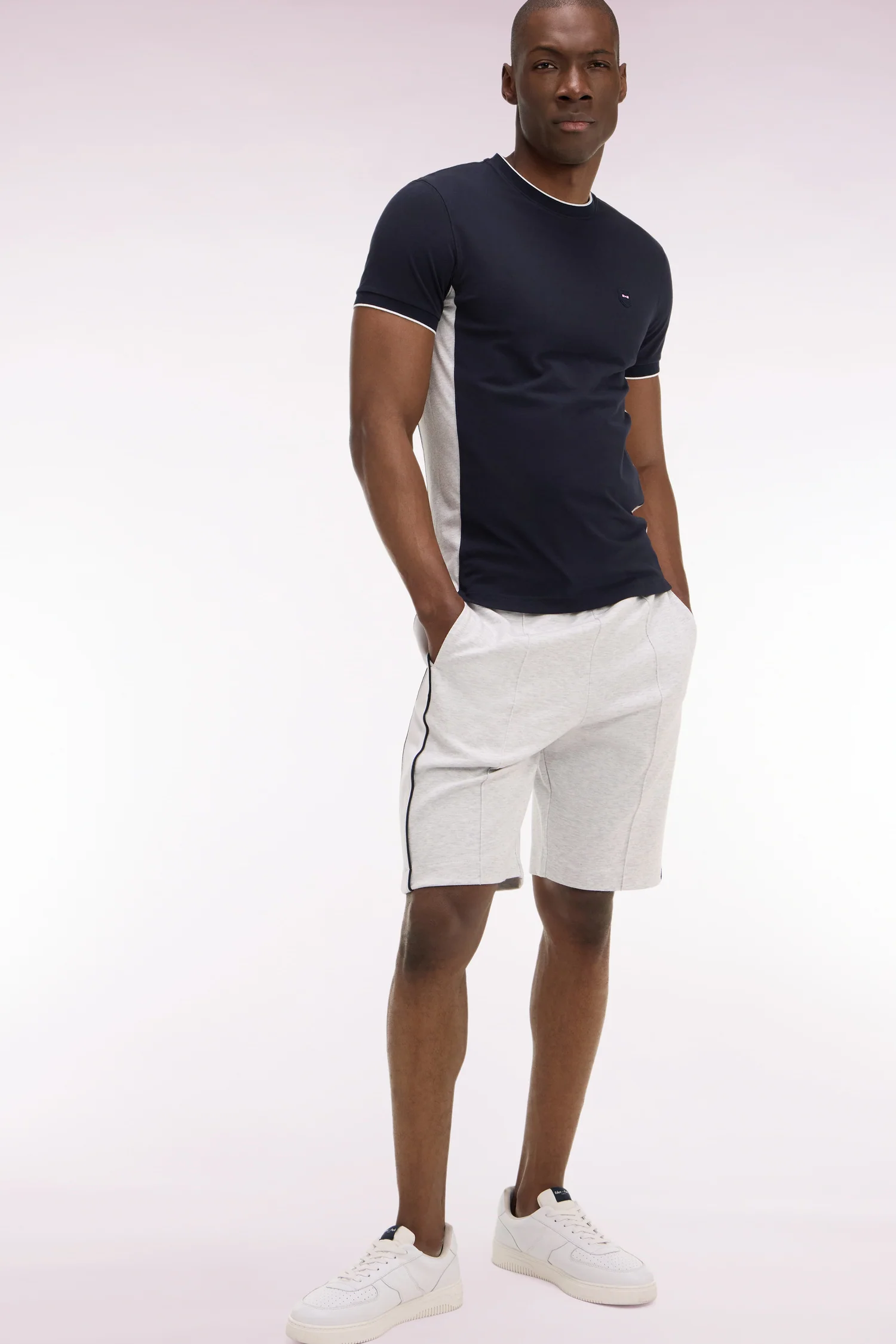 Short en interlock à découpes gris et blanc