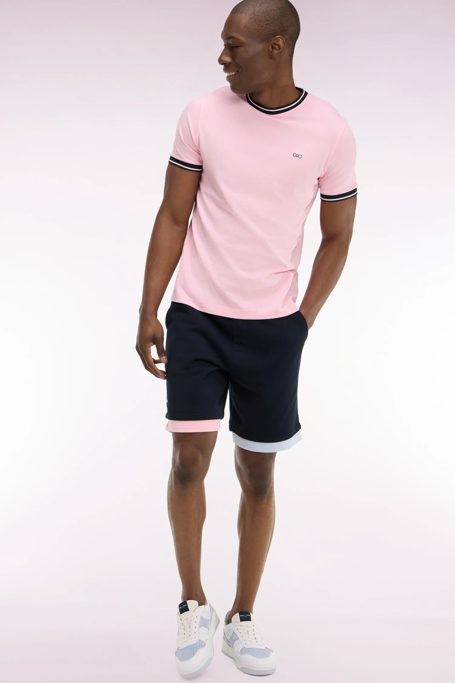 Short en molleton coton marine à bordures contrastées