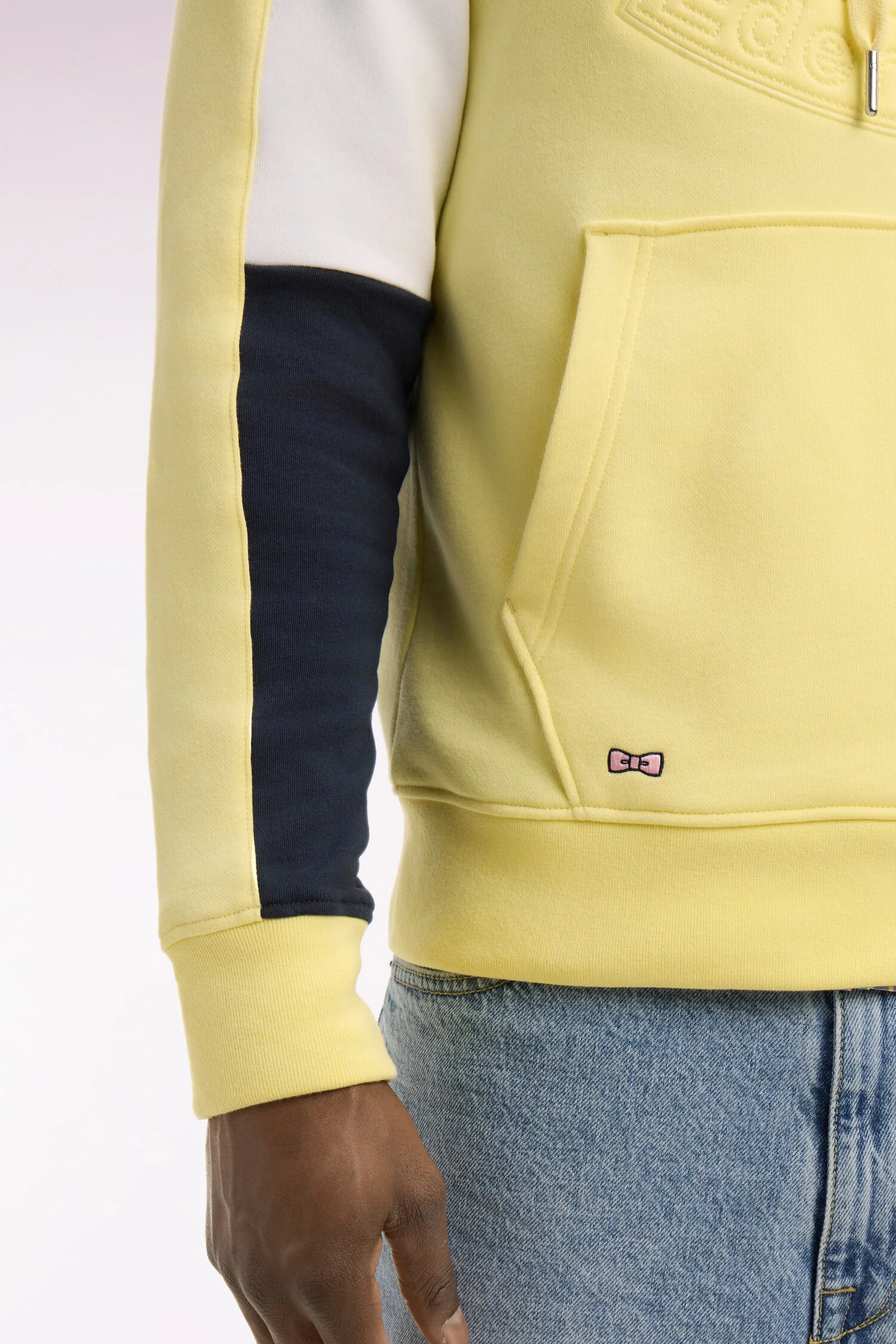 Sweatshirt à capuche en molleton coton jaune brodé - Image 4