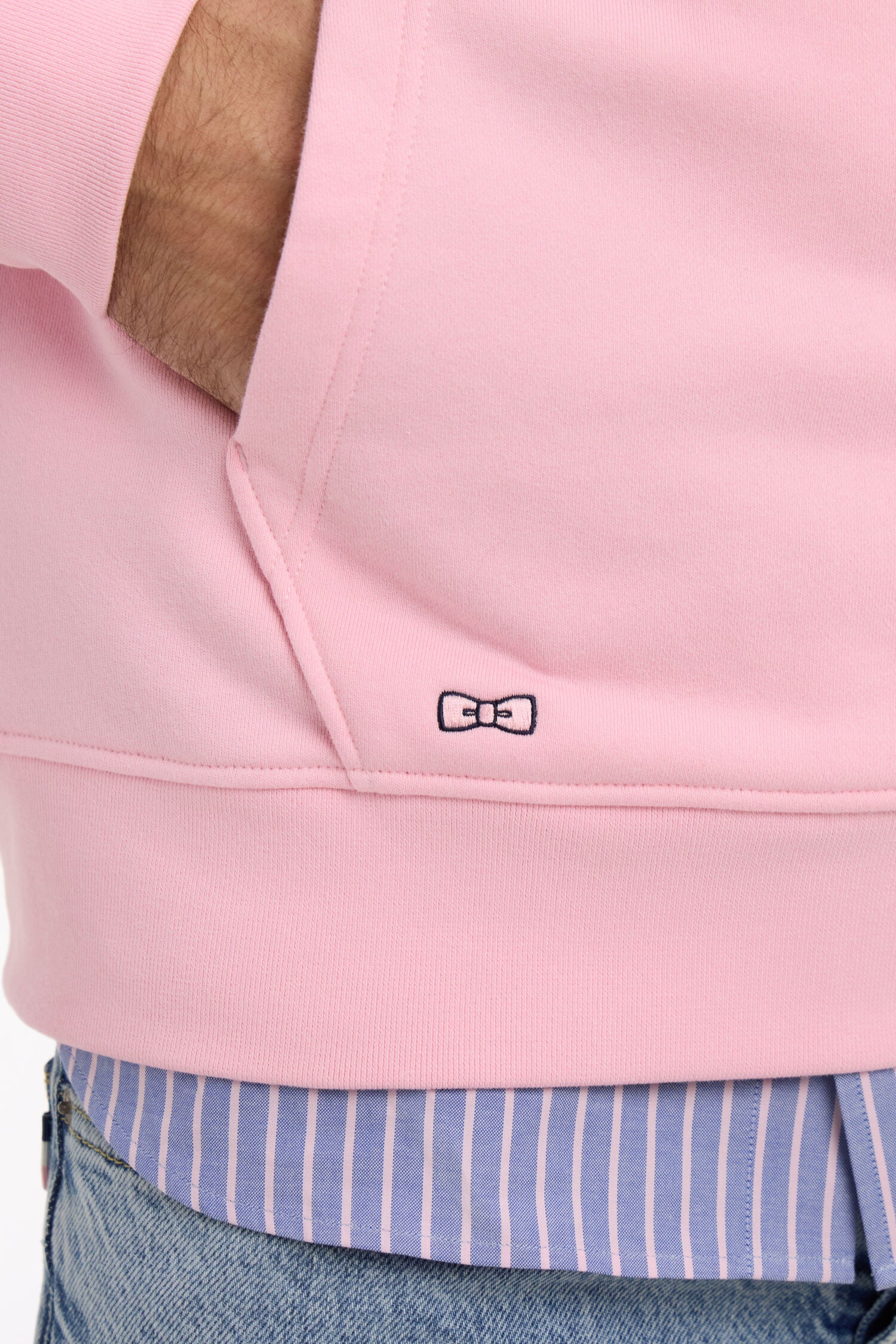 Sweatshirt à capuche en molleton coton rose brodé - Image 4