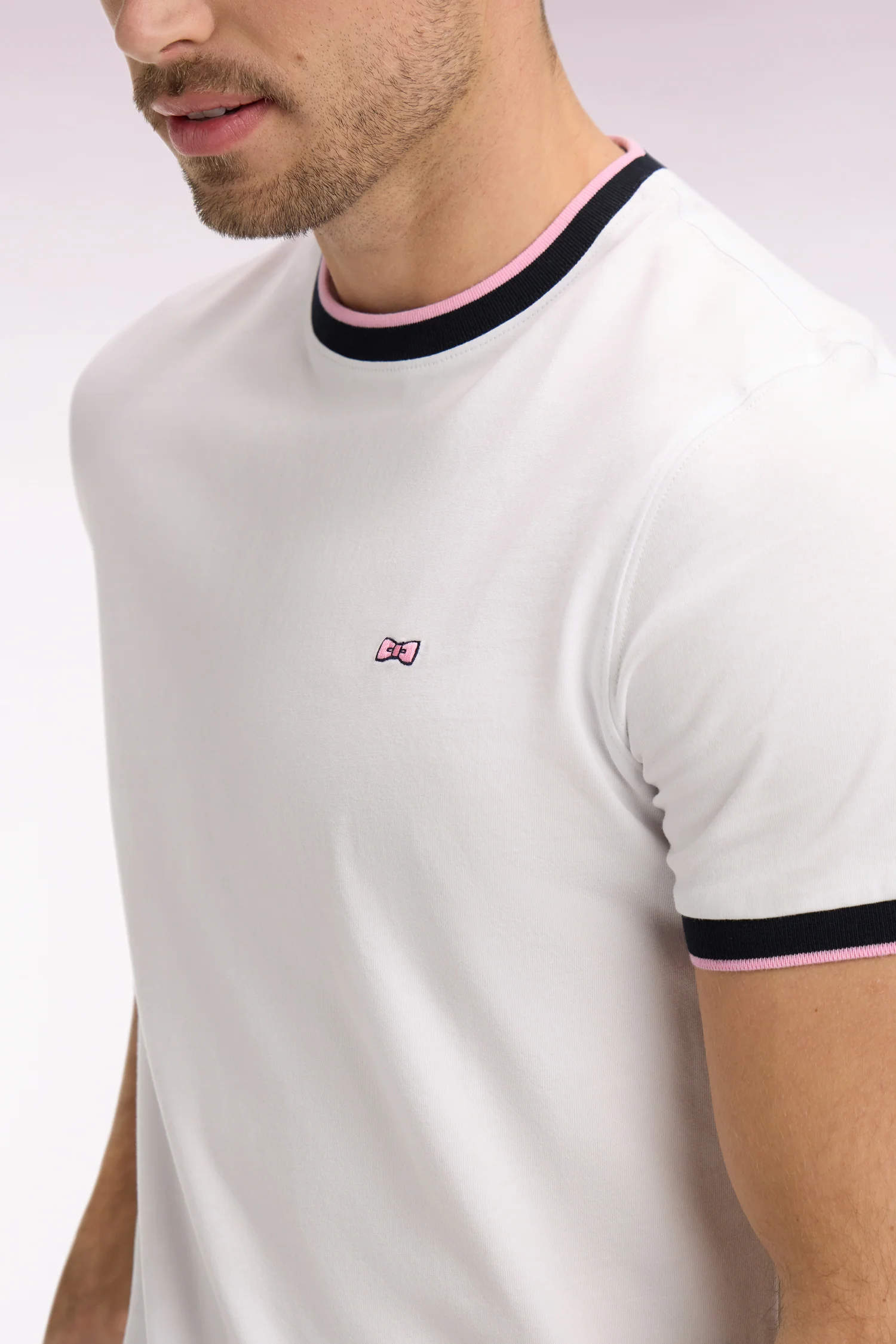 T-shirt à manches courtes en coton blanc brodé coupe regular - Image 4