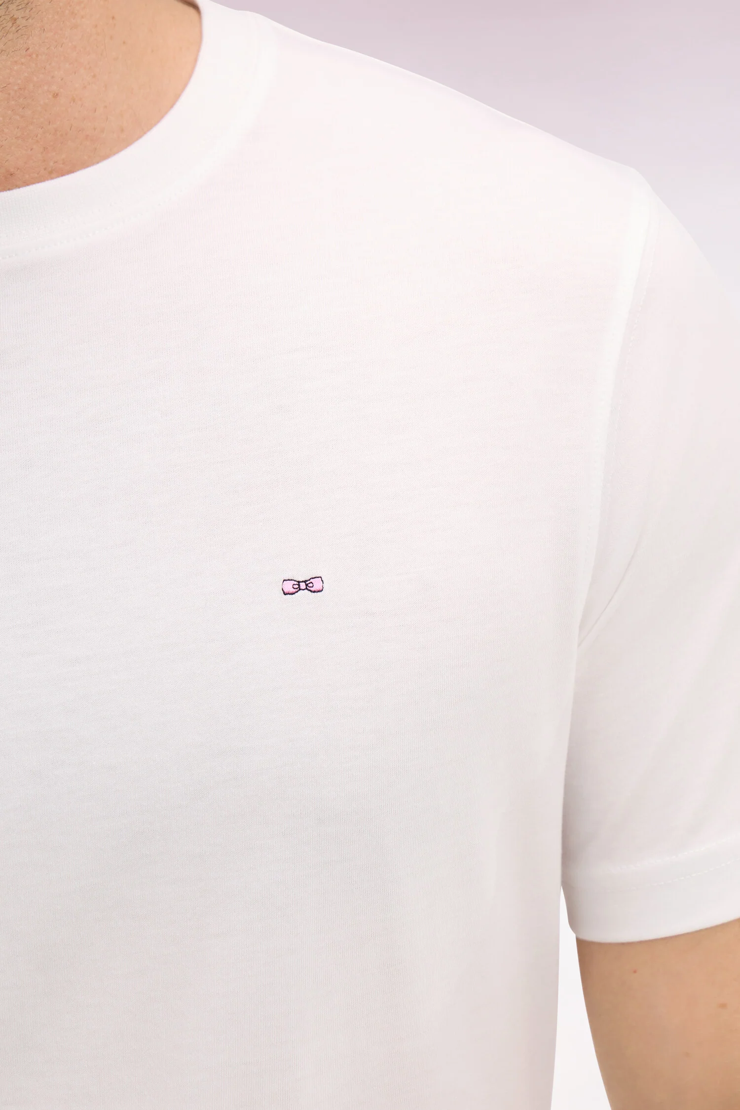 T-shirt à manches courtes en coton Pima blanc brodé coupe regular - Image 4