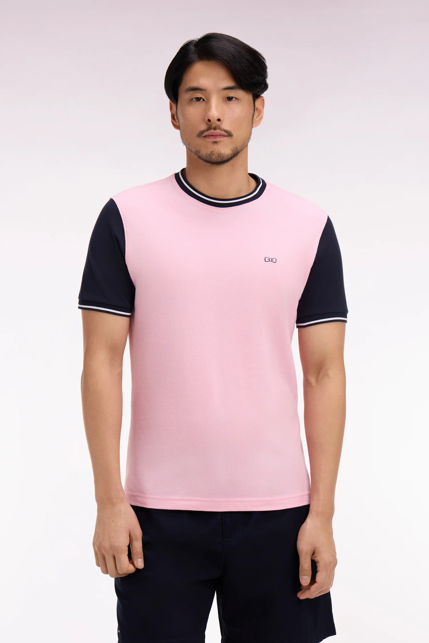 T-shirt à manches courtes en coton rose bicolore brodé coupe regular - Image 3