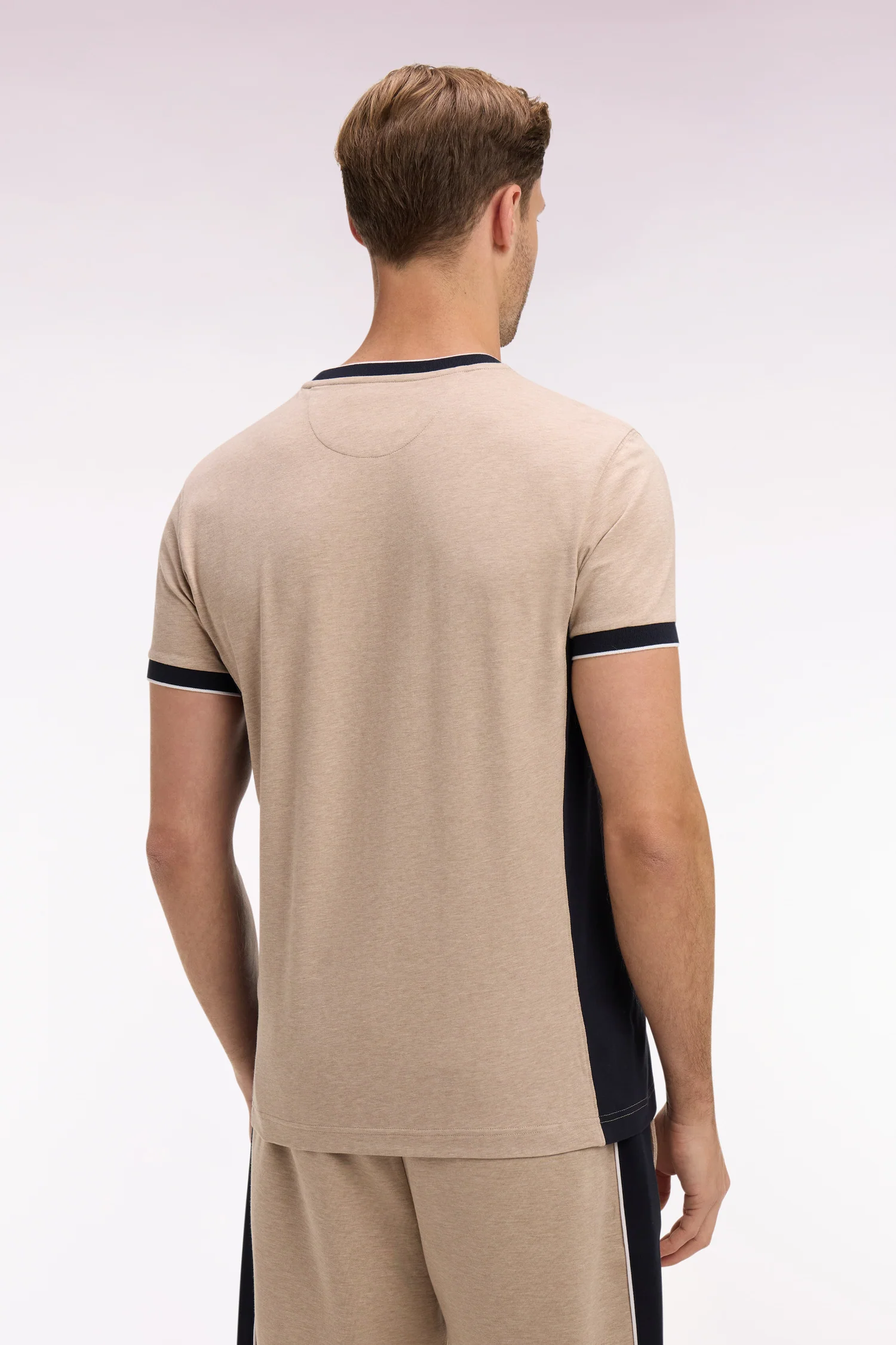 T-shirt à manches courtes en coton stretch beige à découpes coupe slim - Image 5