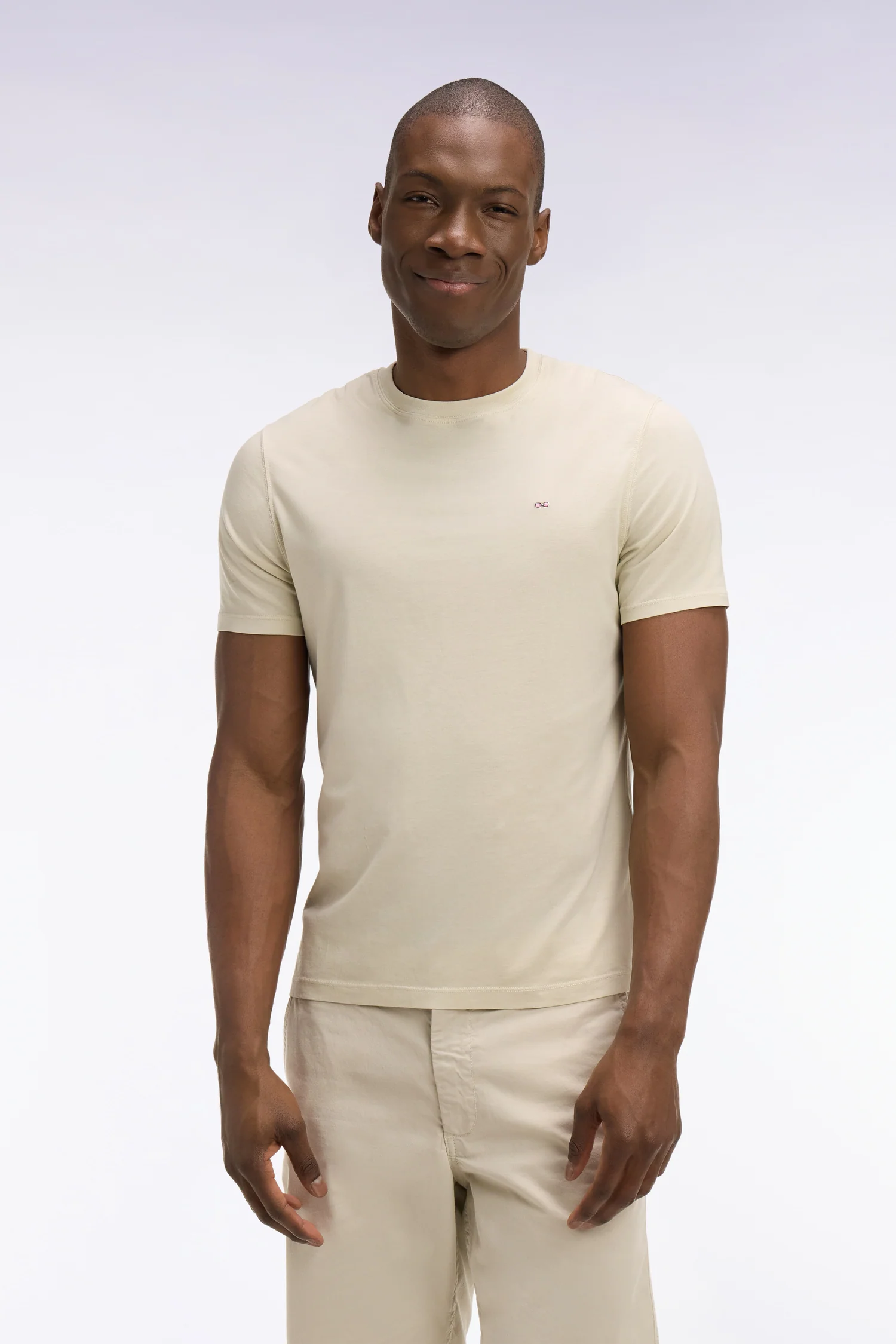 T-shirt à manches courtes en lyocell et coton beige coupe regular - Image 3