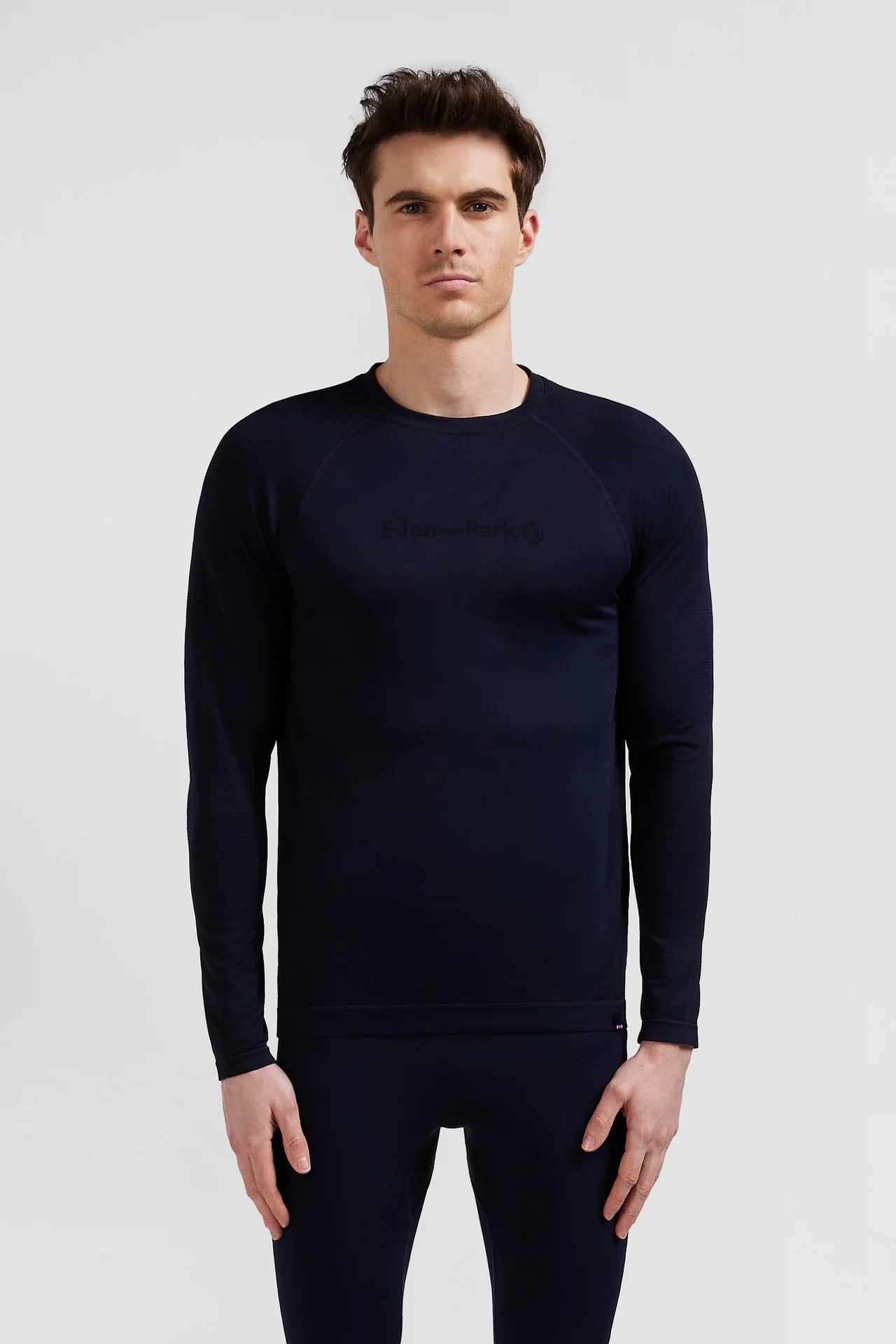 T-shirt de sport manches longues à détails cerclés bleu marine - Image 2